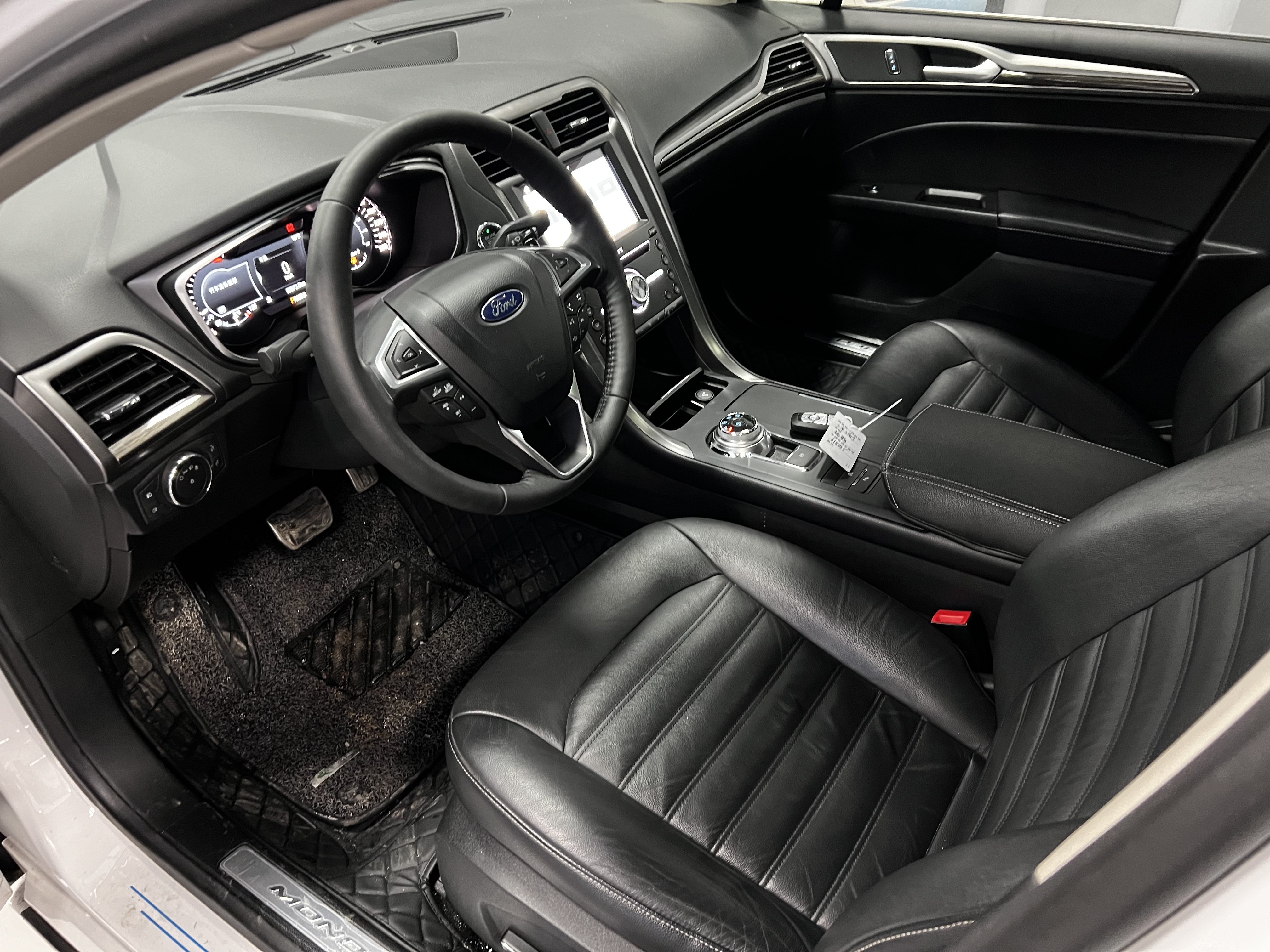 Ford Mondeo 2017 car image #4