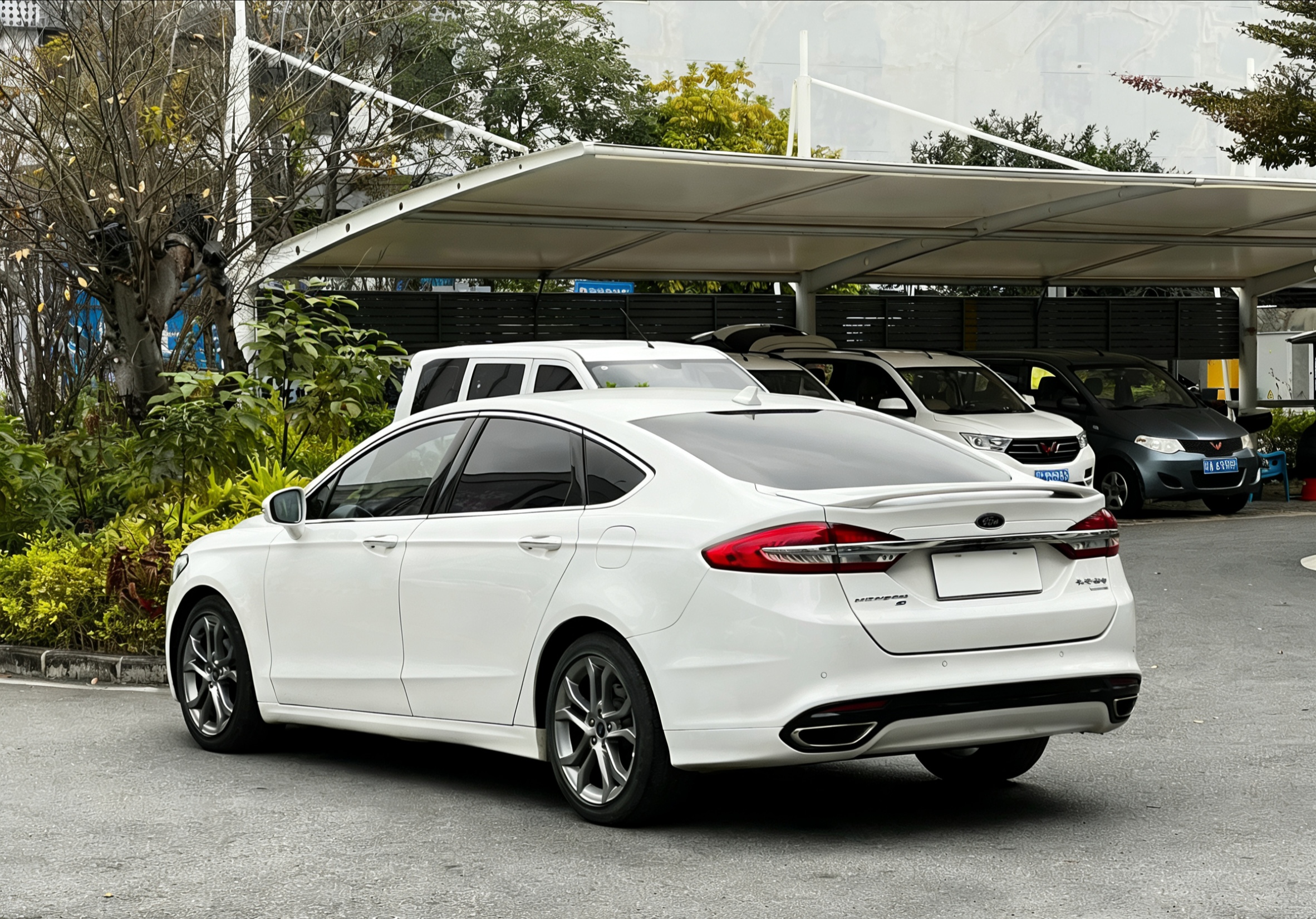 Ford Mondeo 2017 car image #4