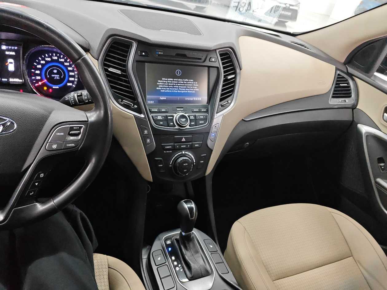 Hyundai Santa Fe (Imported) 2014 car image #4