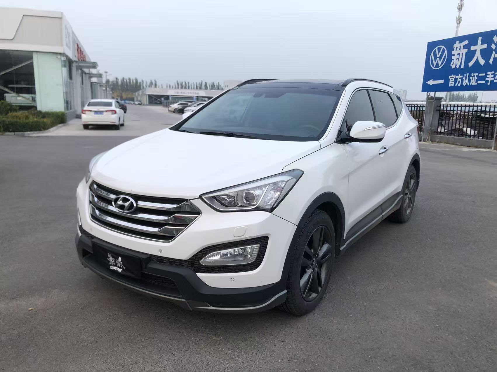 Hyundai Santa Fe (Imported) 2013 car image #4