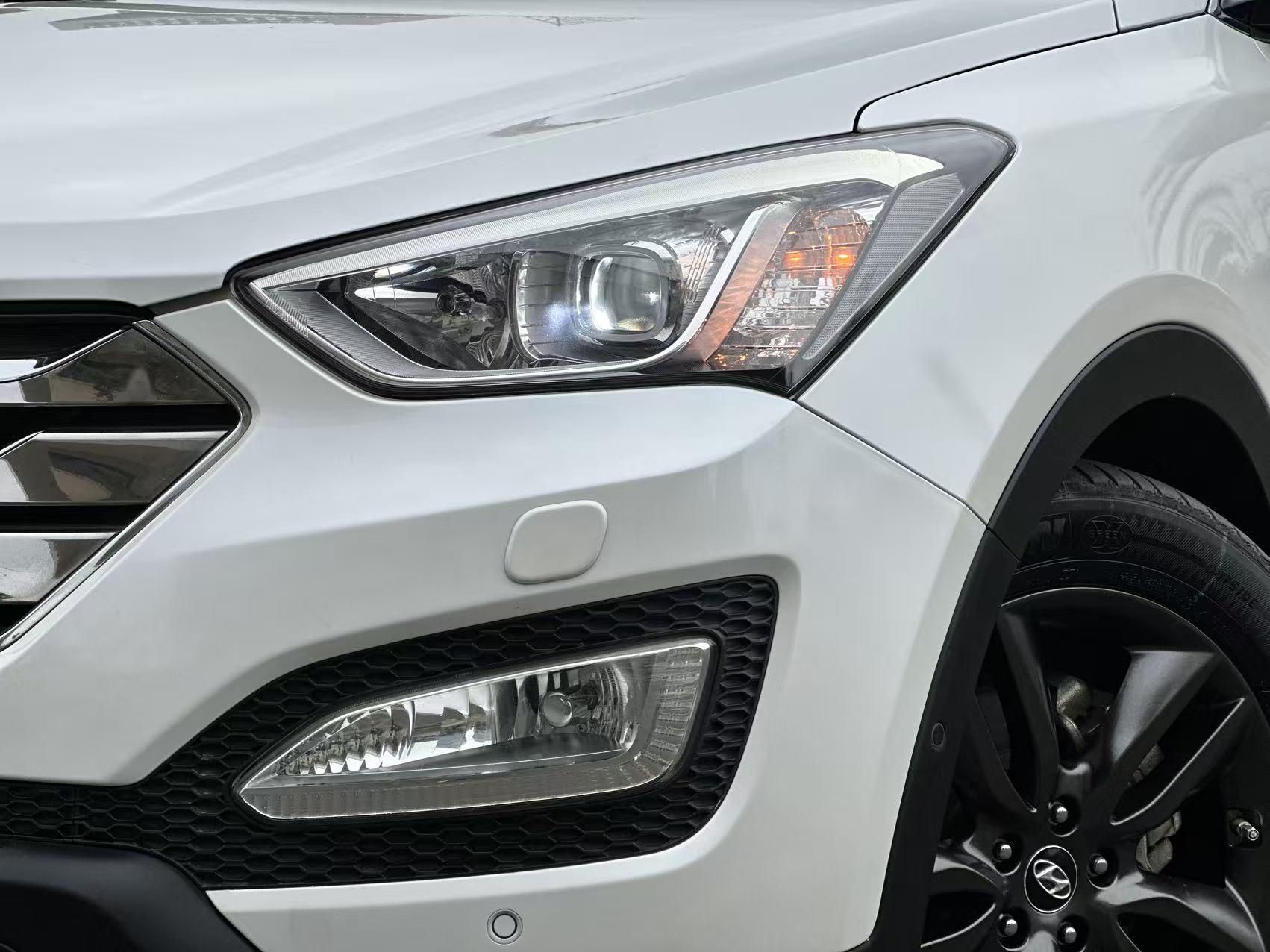 Hyundai Santa Fe (Imported) 2013 #4 Hyundai Santa Fe (Imported) 2013 car image #4