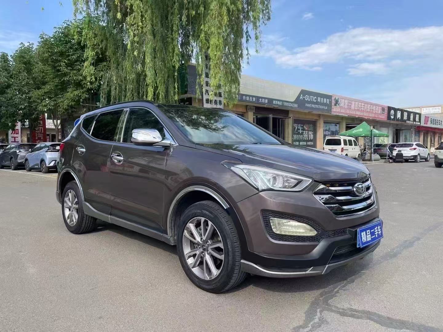 Hyundai Santa Fe (Imported) 2013 car image #4