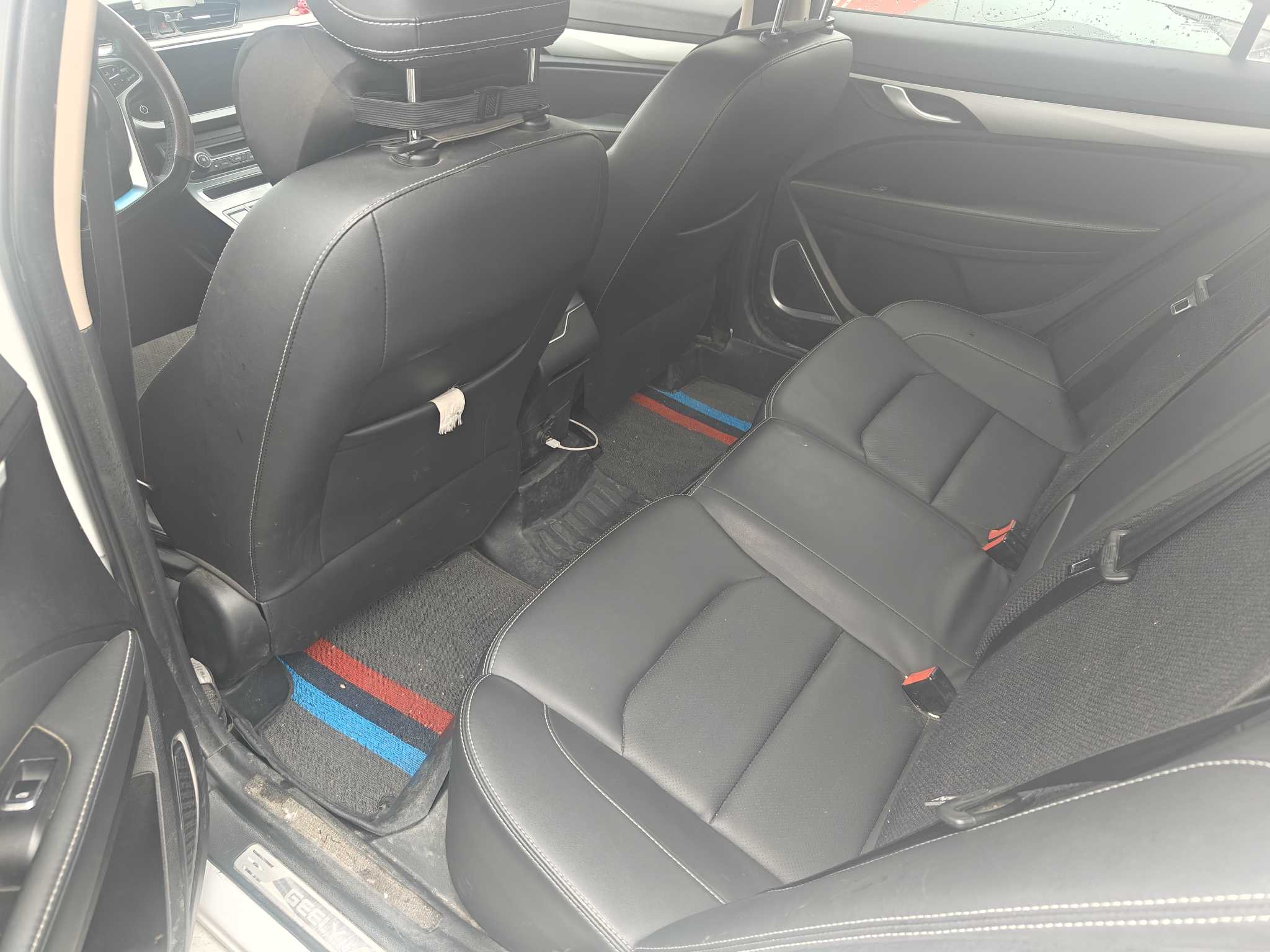 GEELY 2018 #4 GEELY 2018 car image #4
