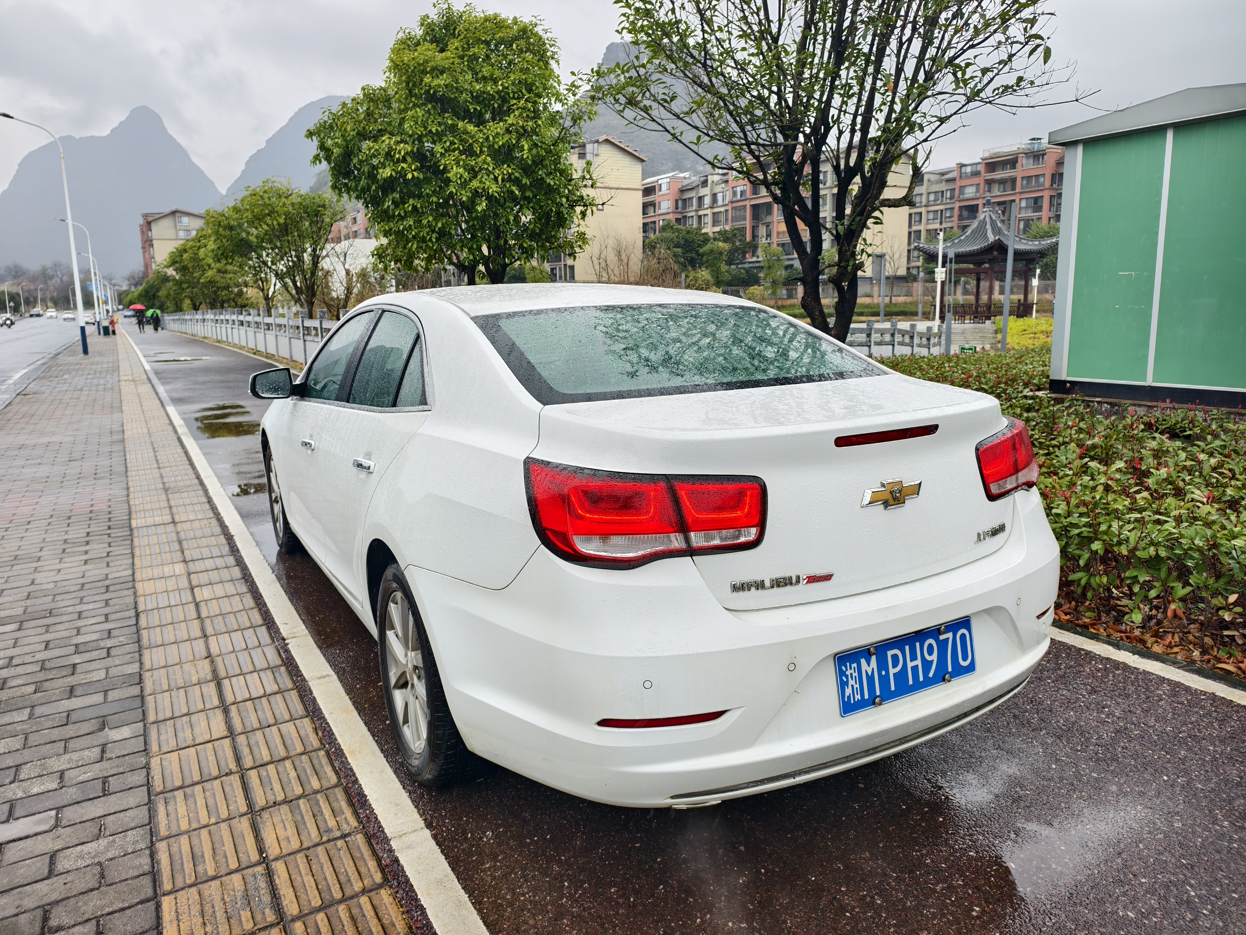 Chevrolet Malibu 2017 car image #4