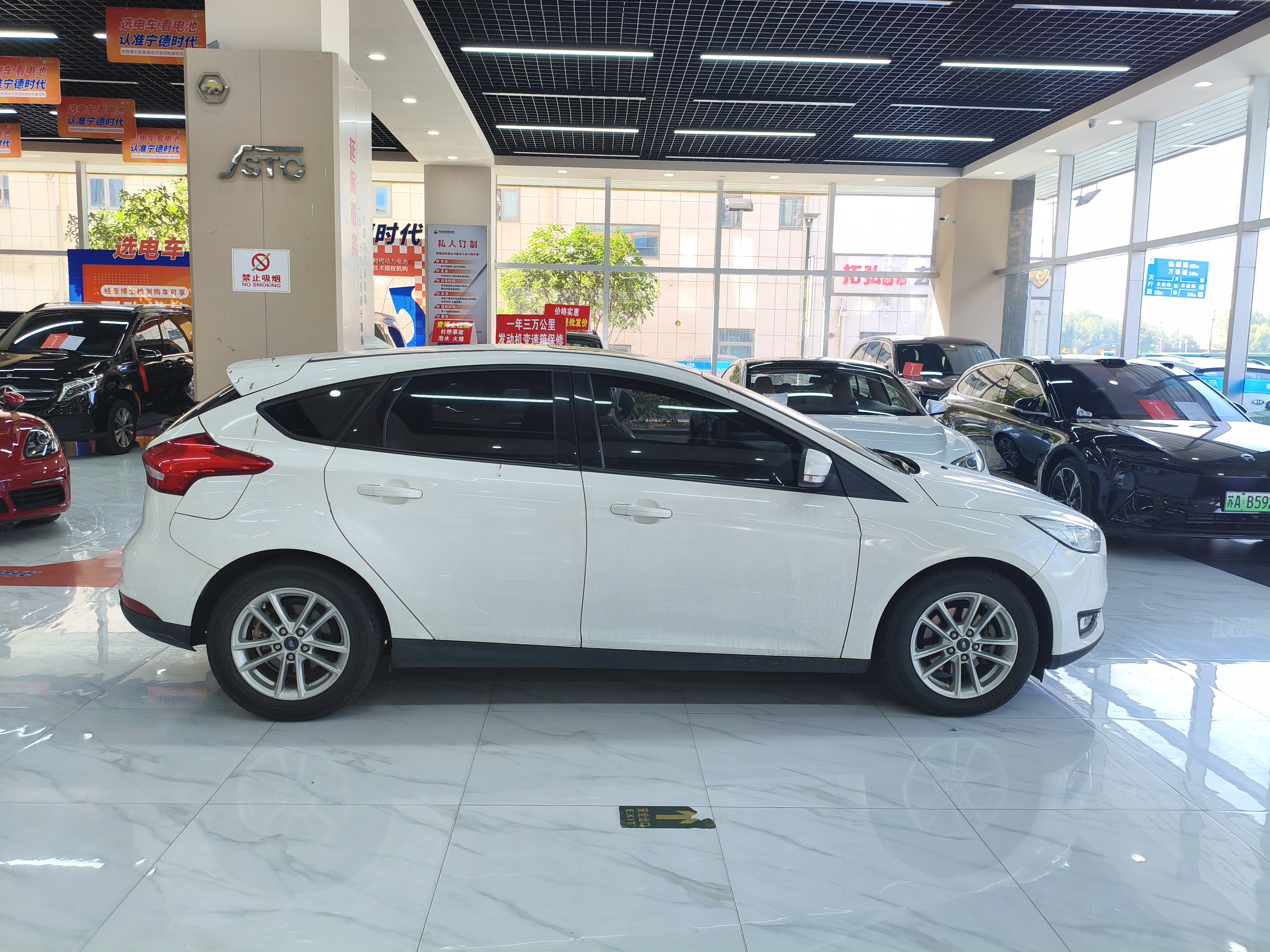 Ford Focus 2017 car image #4