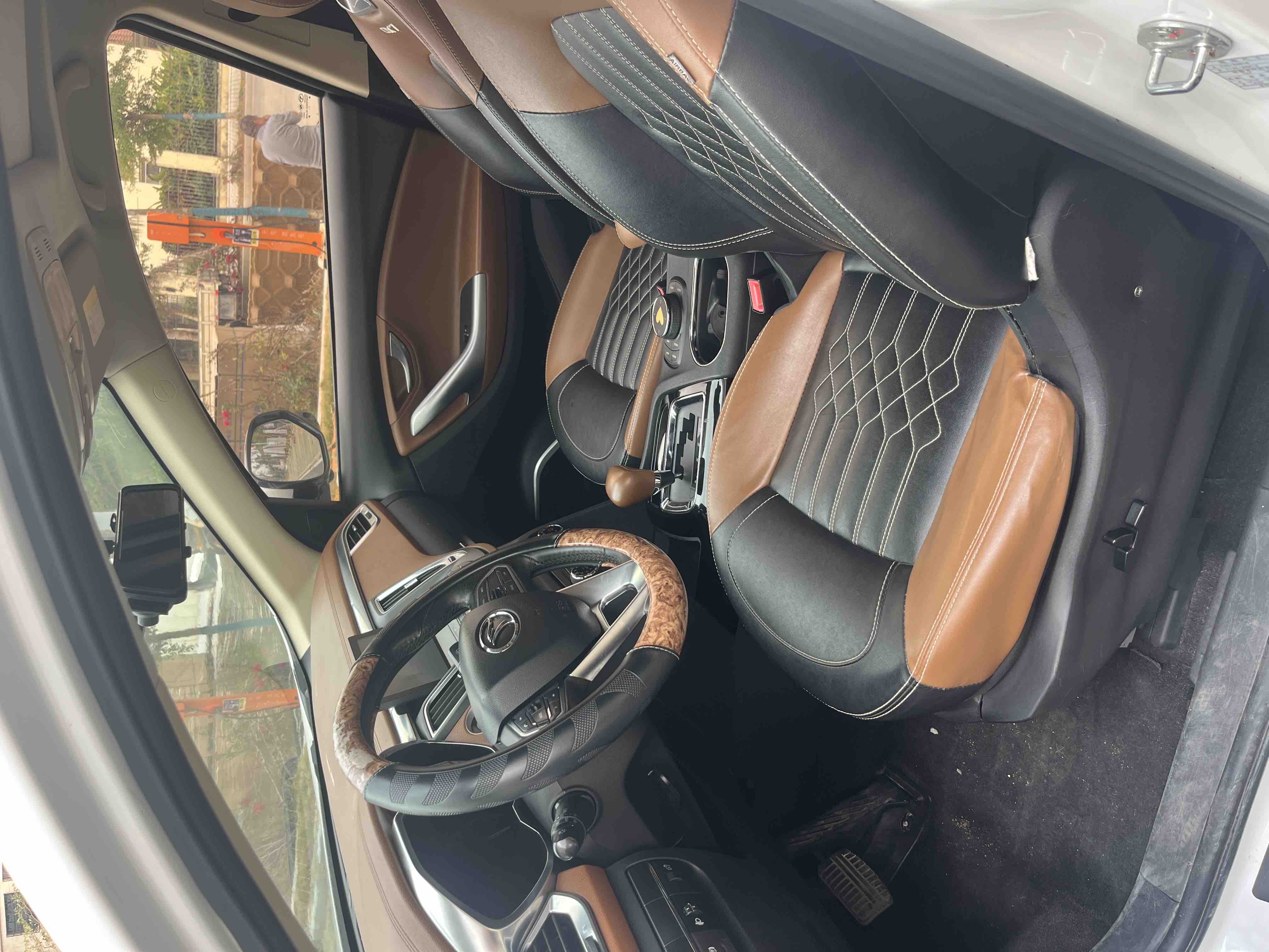 Soueast DX7 2018 car image #4