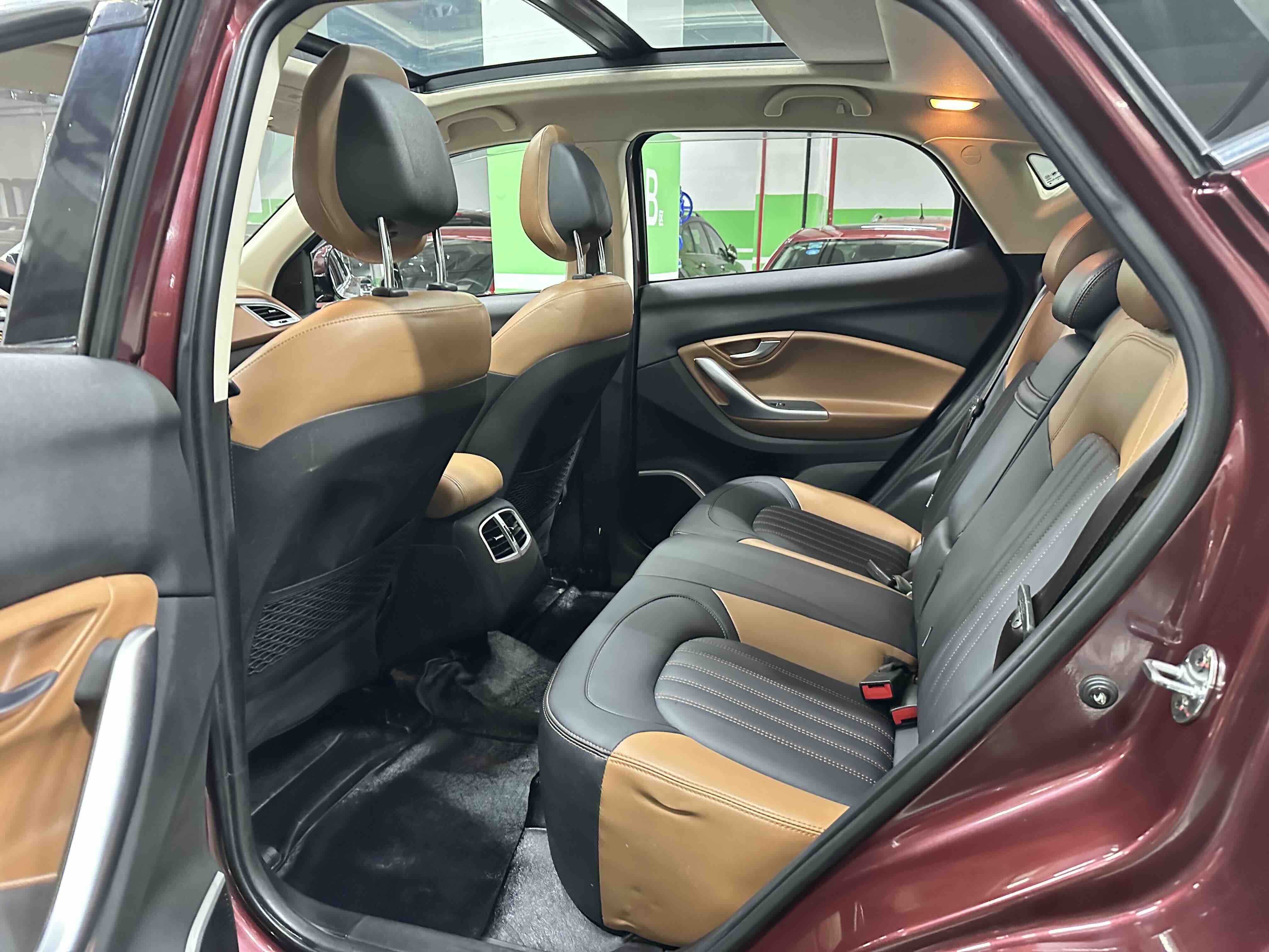 Soueast DX7 2016 #4 Soueast DX7 2016 car image #4