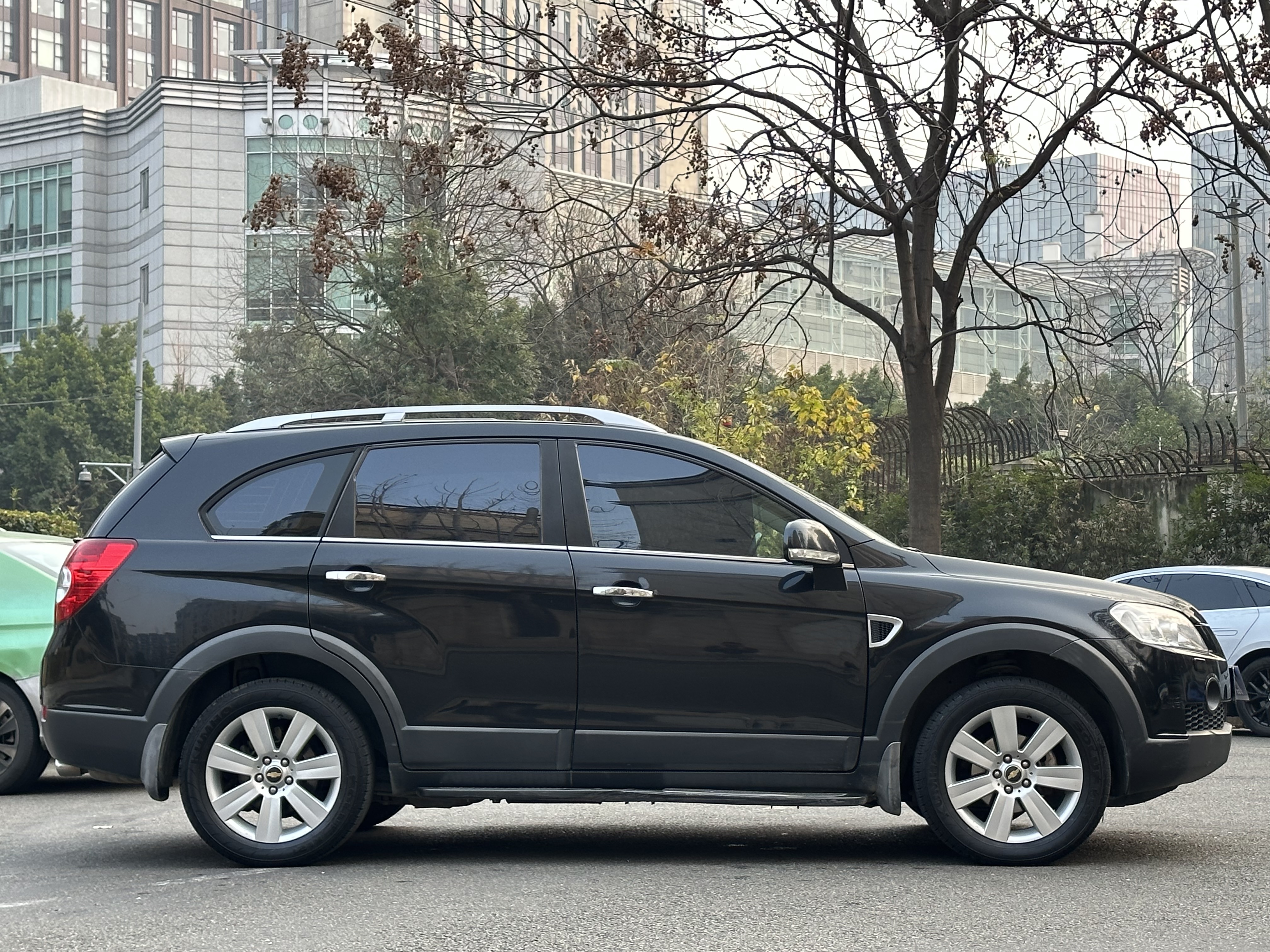 Chevrolet Captiva (Imported) 2010 #4 Chevrolet Captiva (Imported) 2010 car image #4