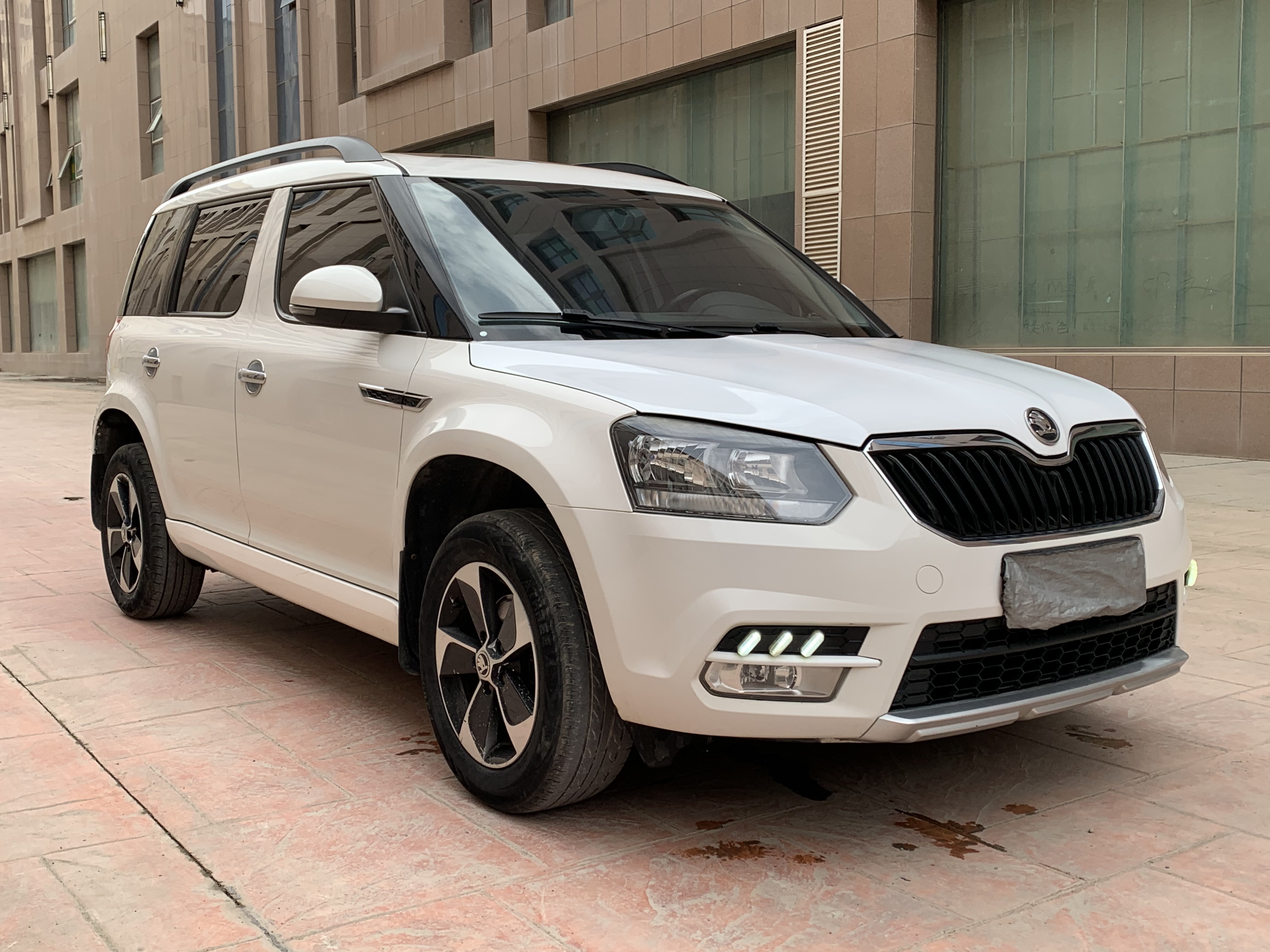 Skoda Yeti 2016 car image #4