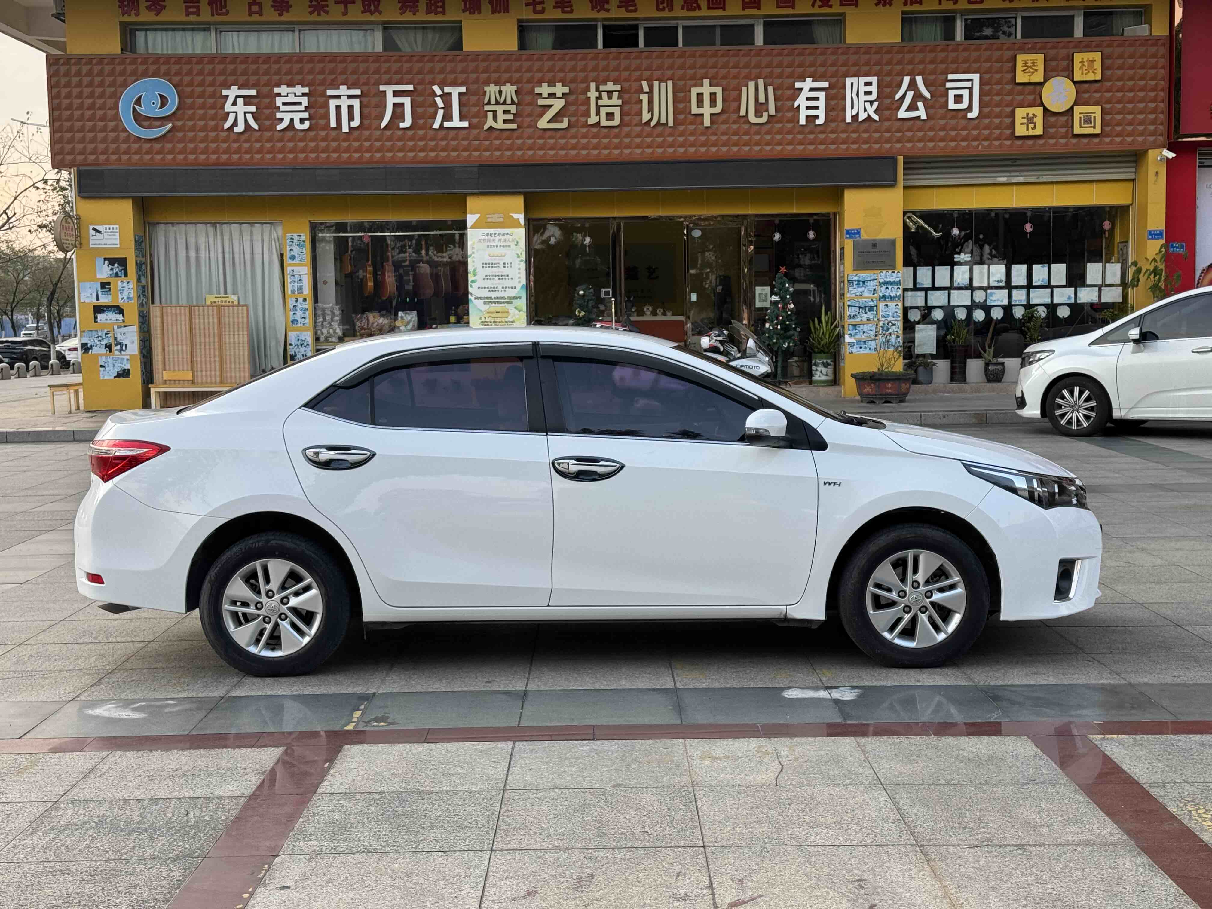 Corolla 2017 #4 Corolla 2017 car image #4