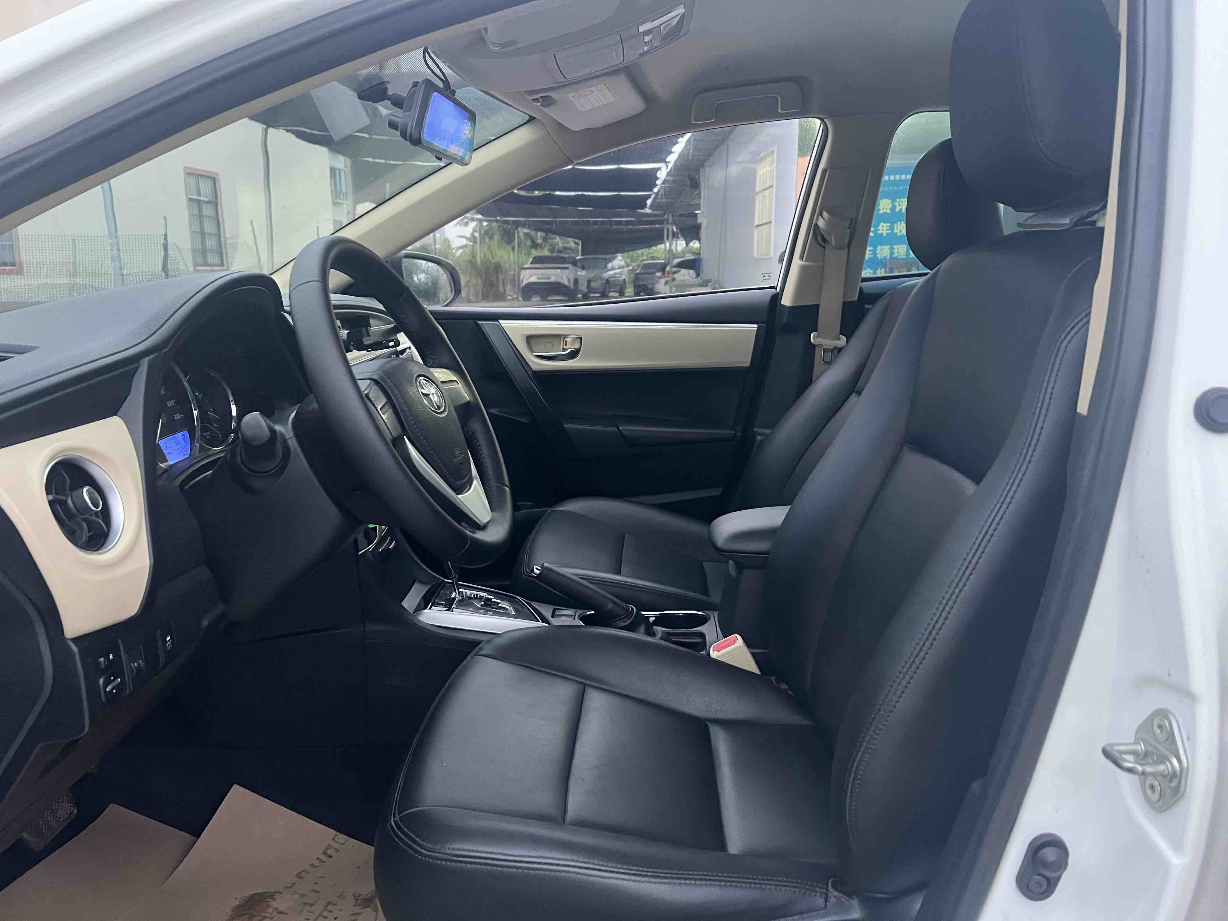 Toyota Corolla 2018 car image #4