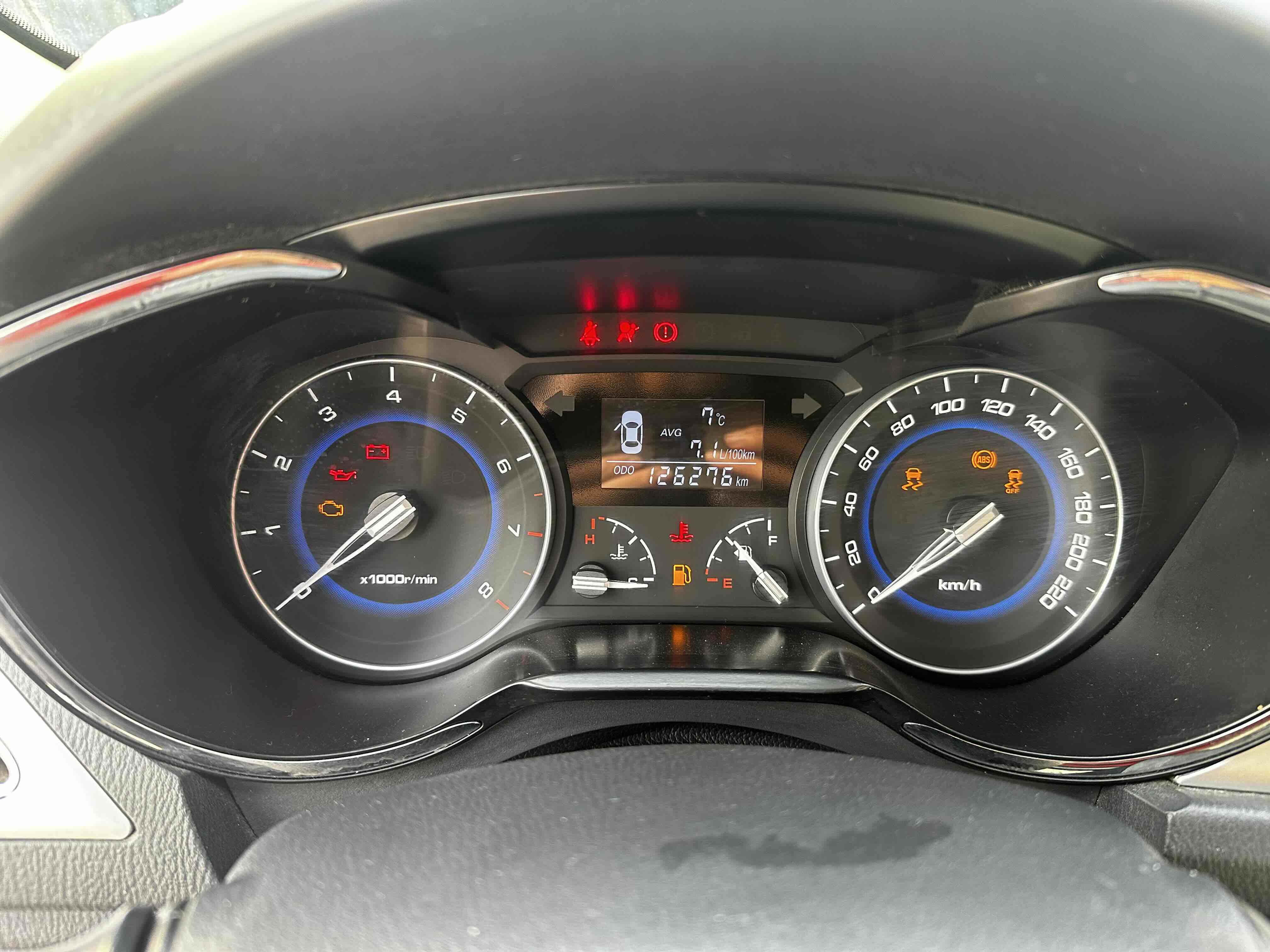 Changan Alsvin V7 2016 #4 Changan Alsvin V7 2016 car image #4