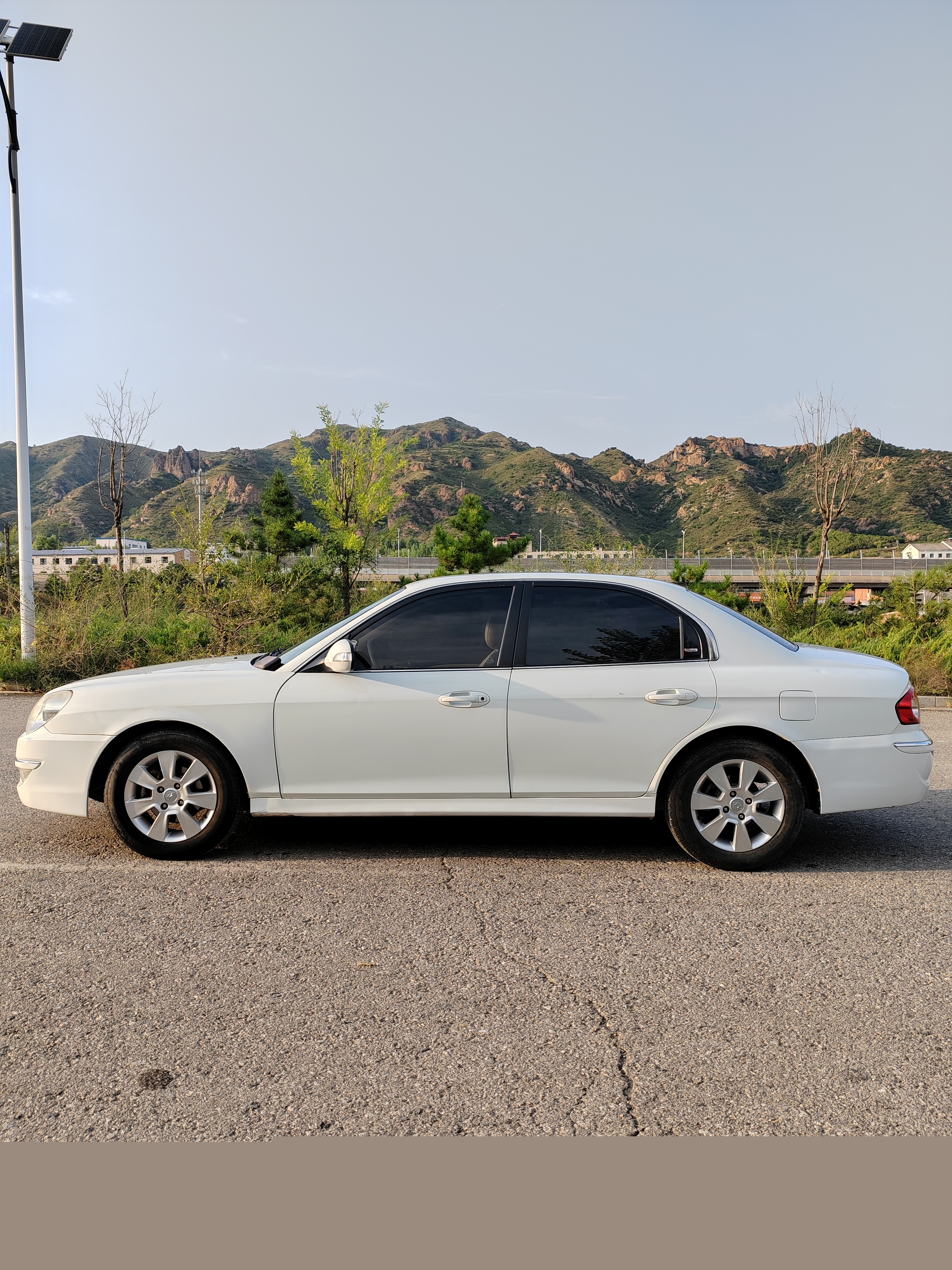 Hyundai moInca 2013 #4 Hyundai moInca 2013 car image #4