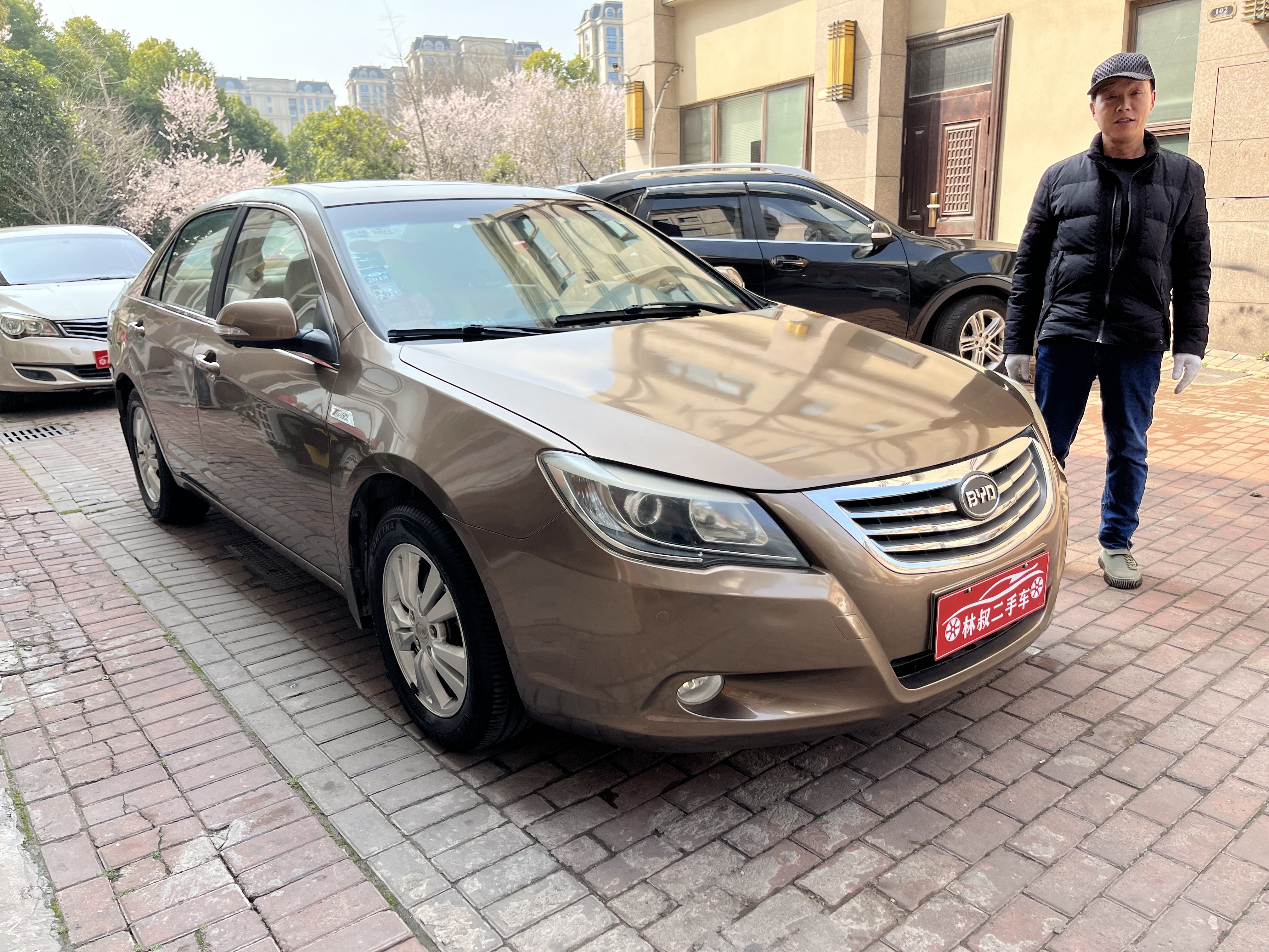 BYD G6 2013 #4 BYD G6 2013 car image #4