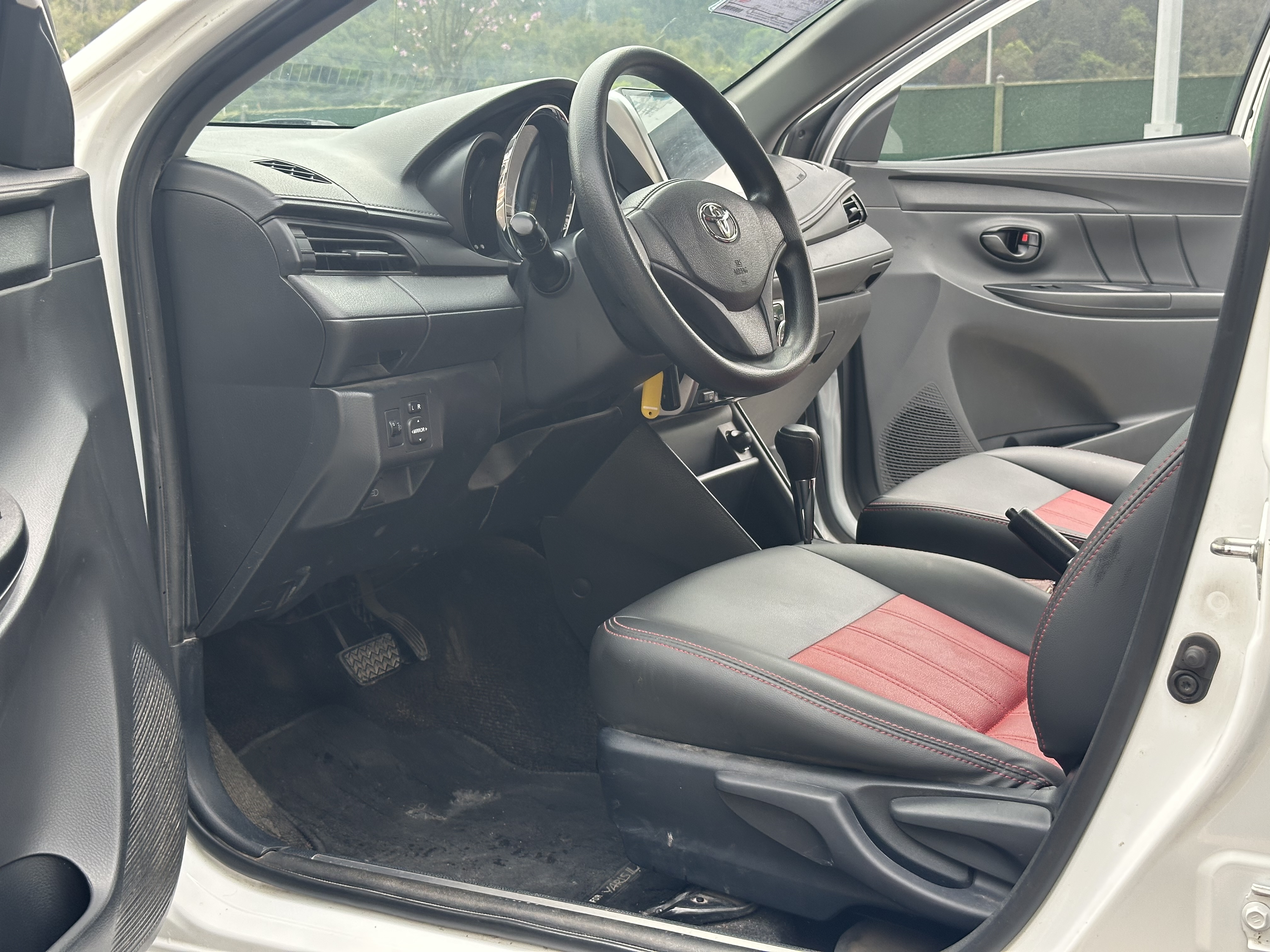 Yaris L Zhixuan 2017 #4 Yaris L Zhixuan 2017 car image #4