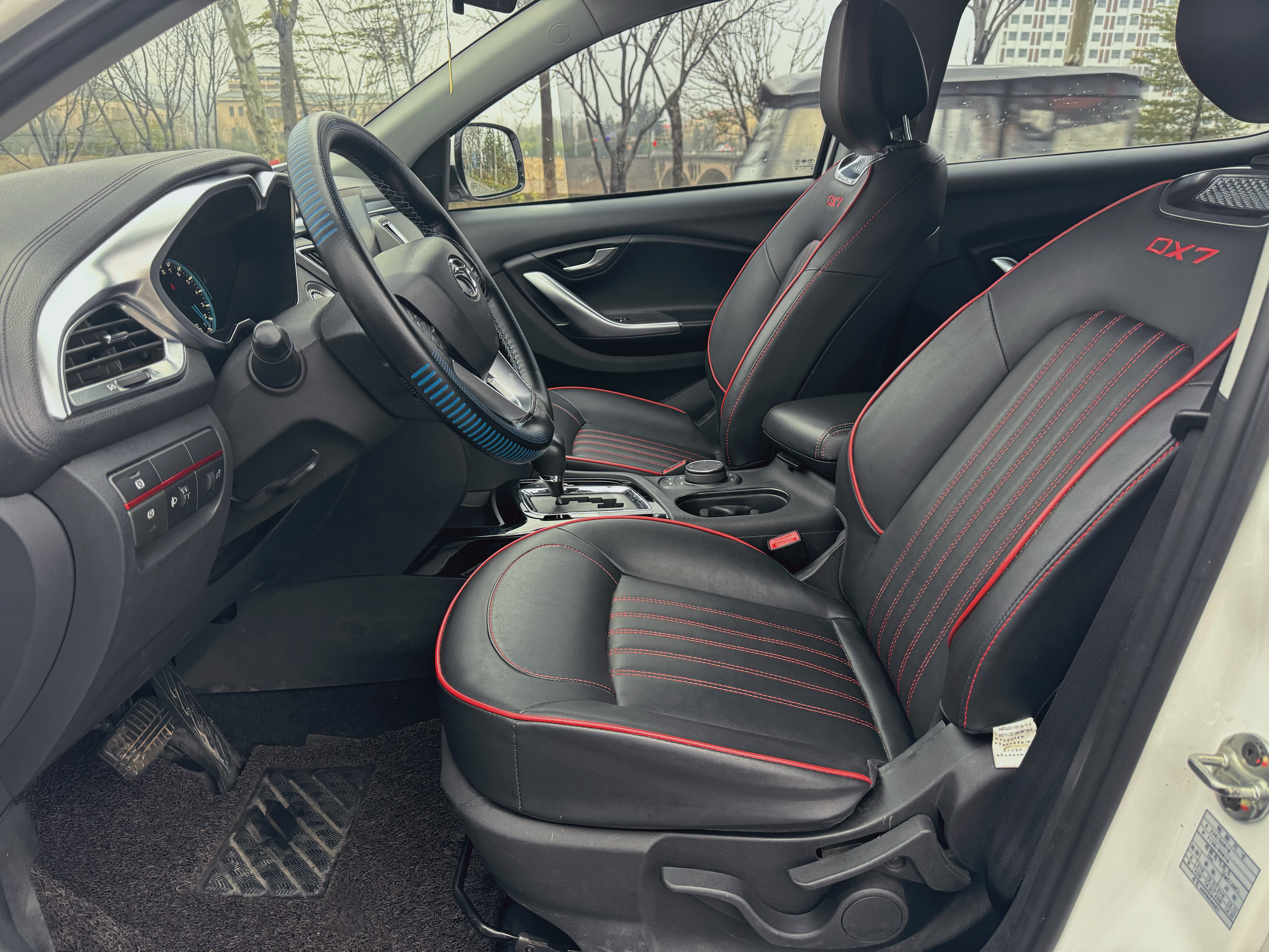 Soueast DX7 2017 car image #4