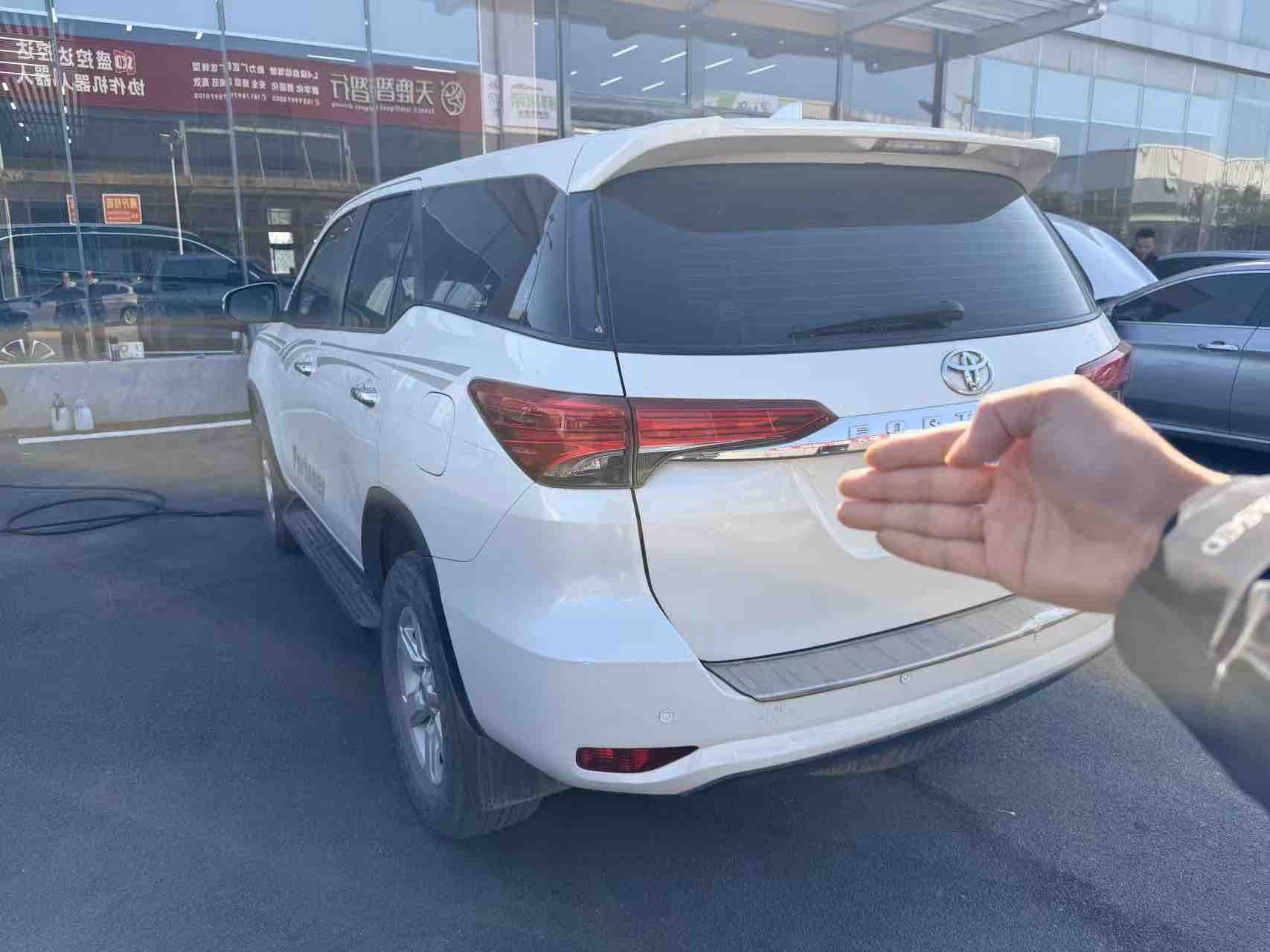 Toyota Fortuner 2018 #4 Toyota Fortuner 2018 immagine di auto #4