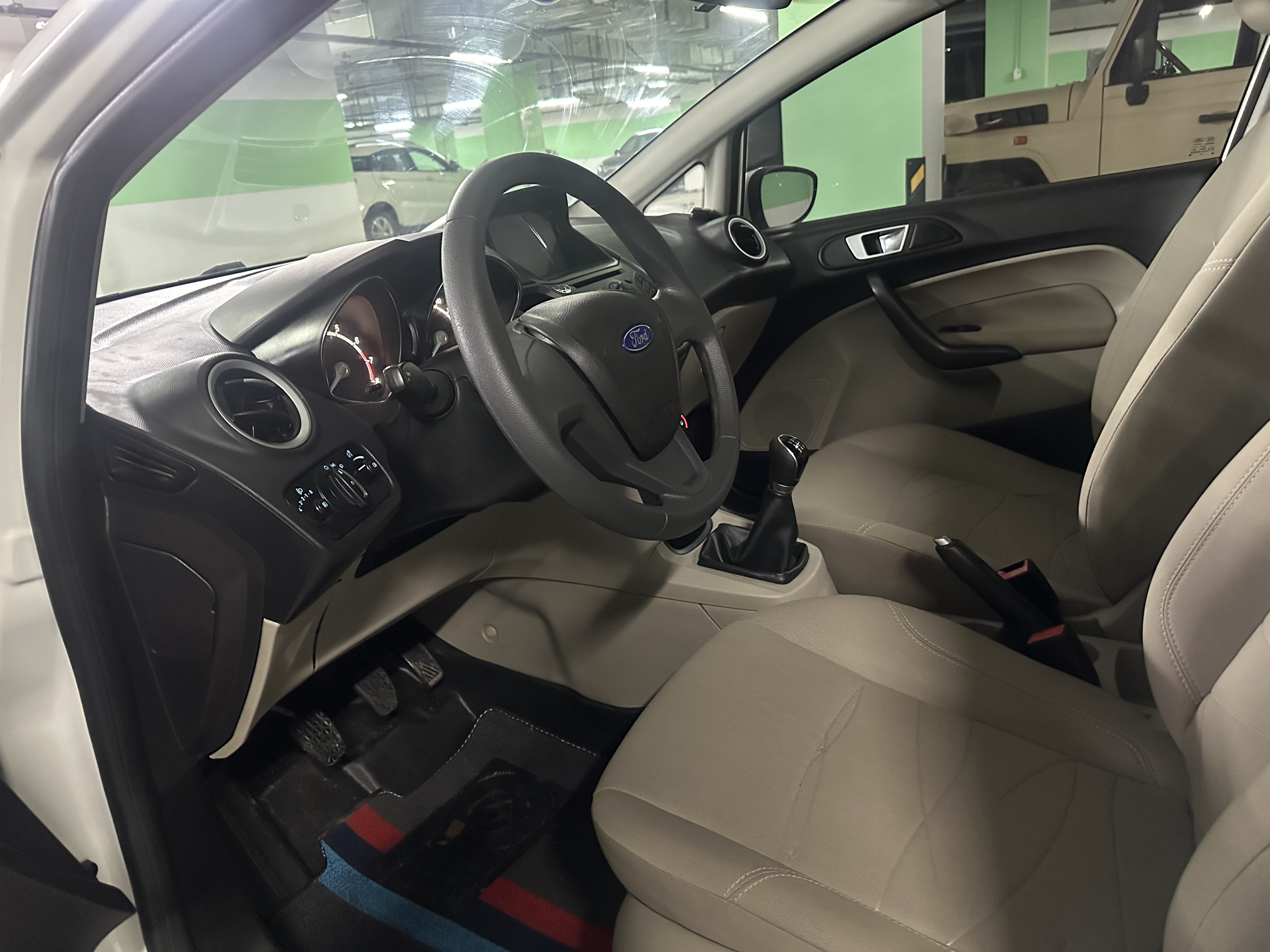Ford Fiesta 2015 #4 Ford Fiesta 2015 car image #4