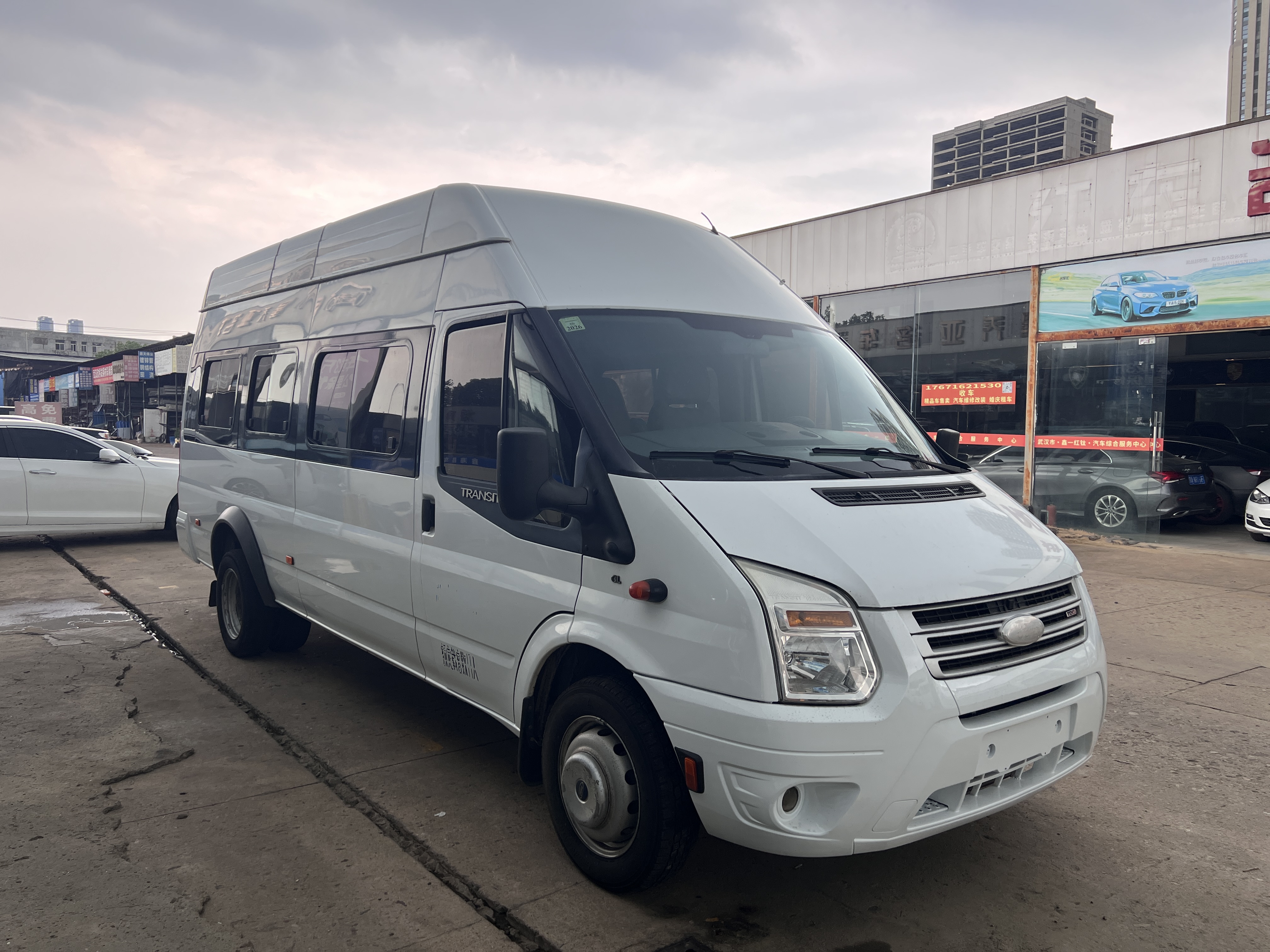 Ford New Transit 2017 #4 Ford New Transit 2017 car image #4