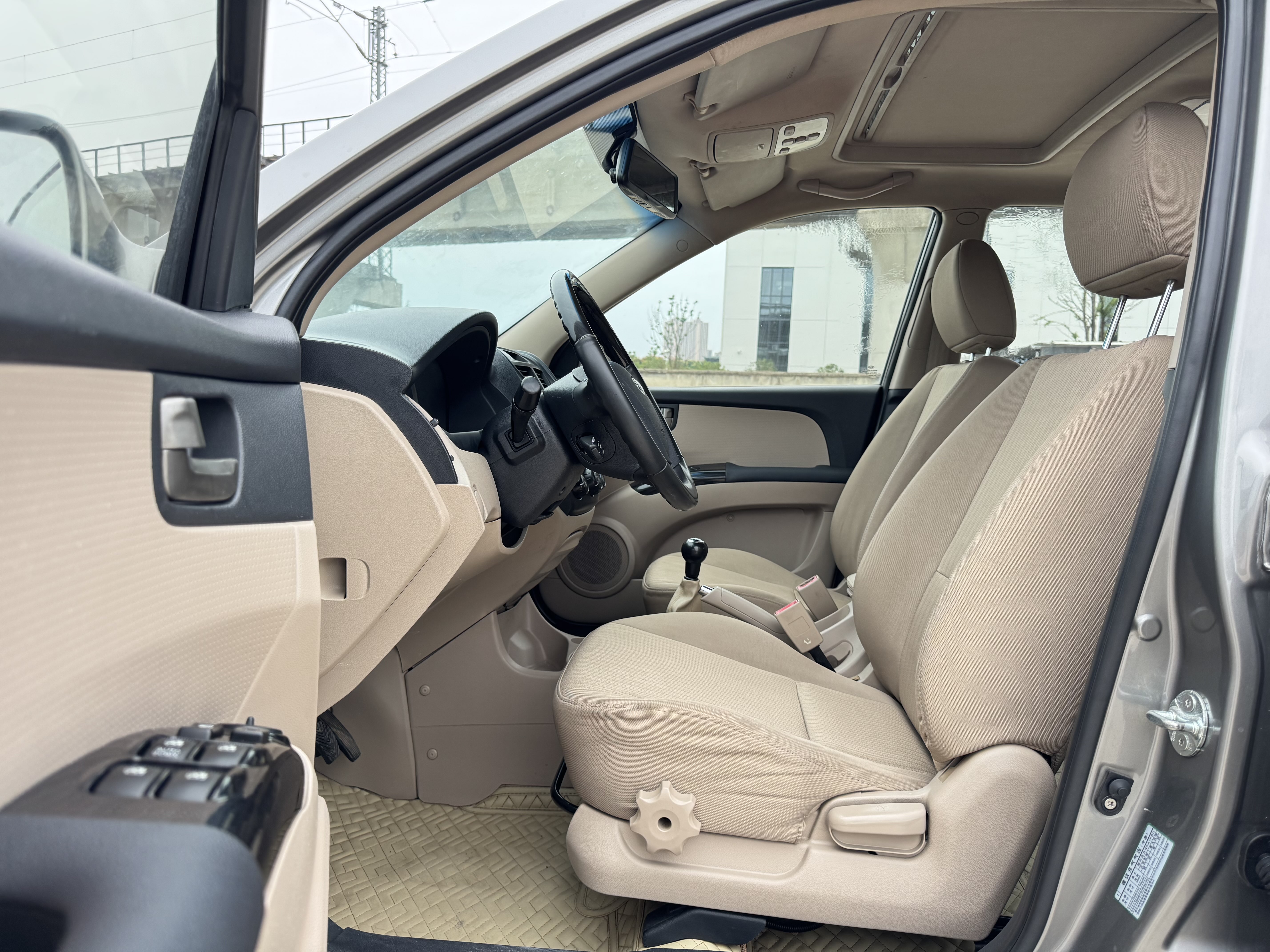 起亚 狮跑 2014 汽车图片 #4