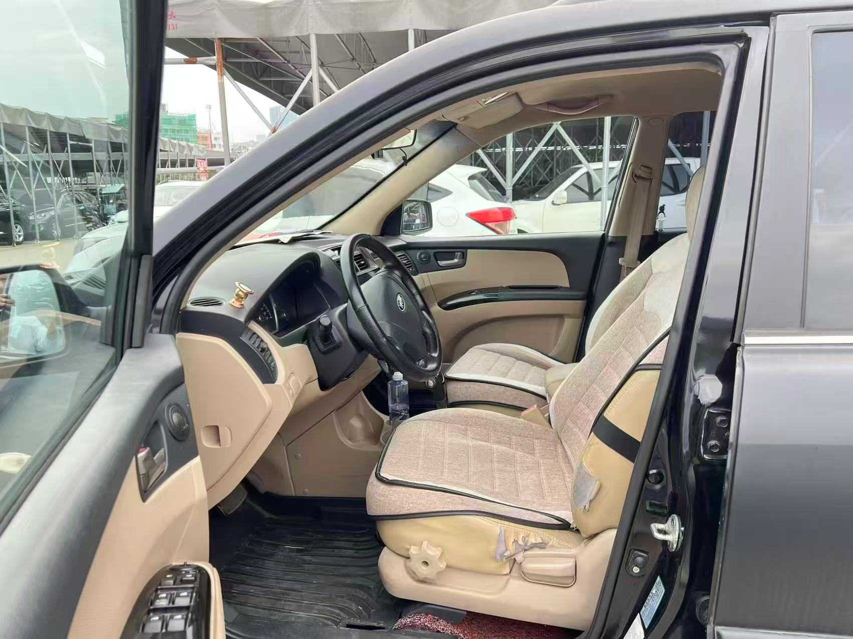 起亚 狮跑 2012 汽车图片 #4