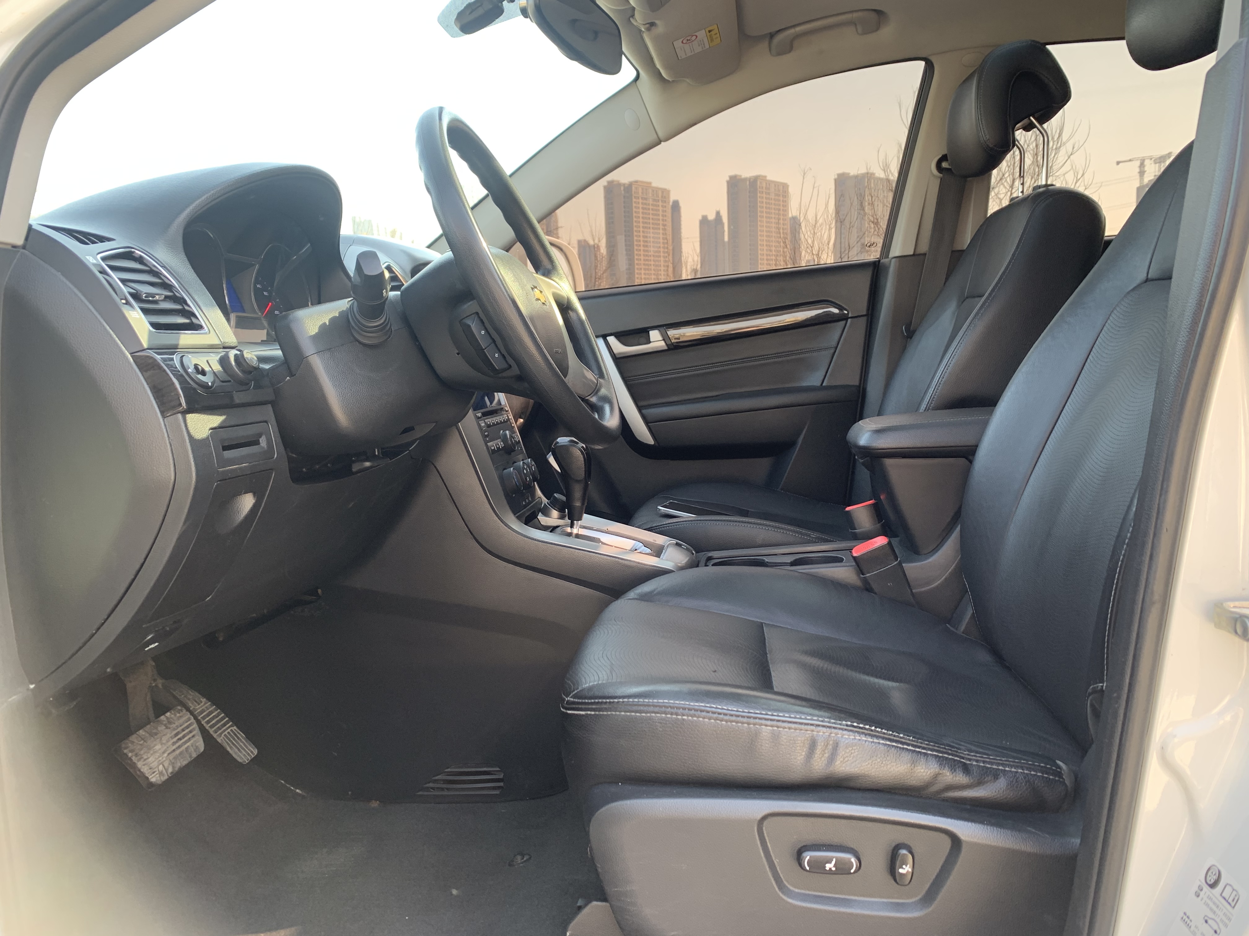 Chevrolet Captiva 2016 car image #4