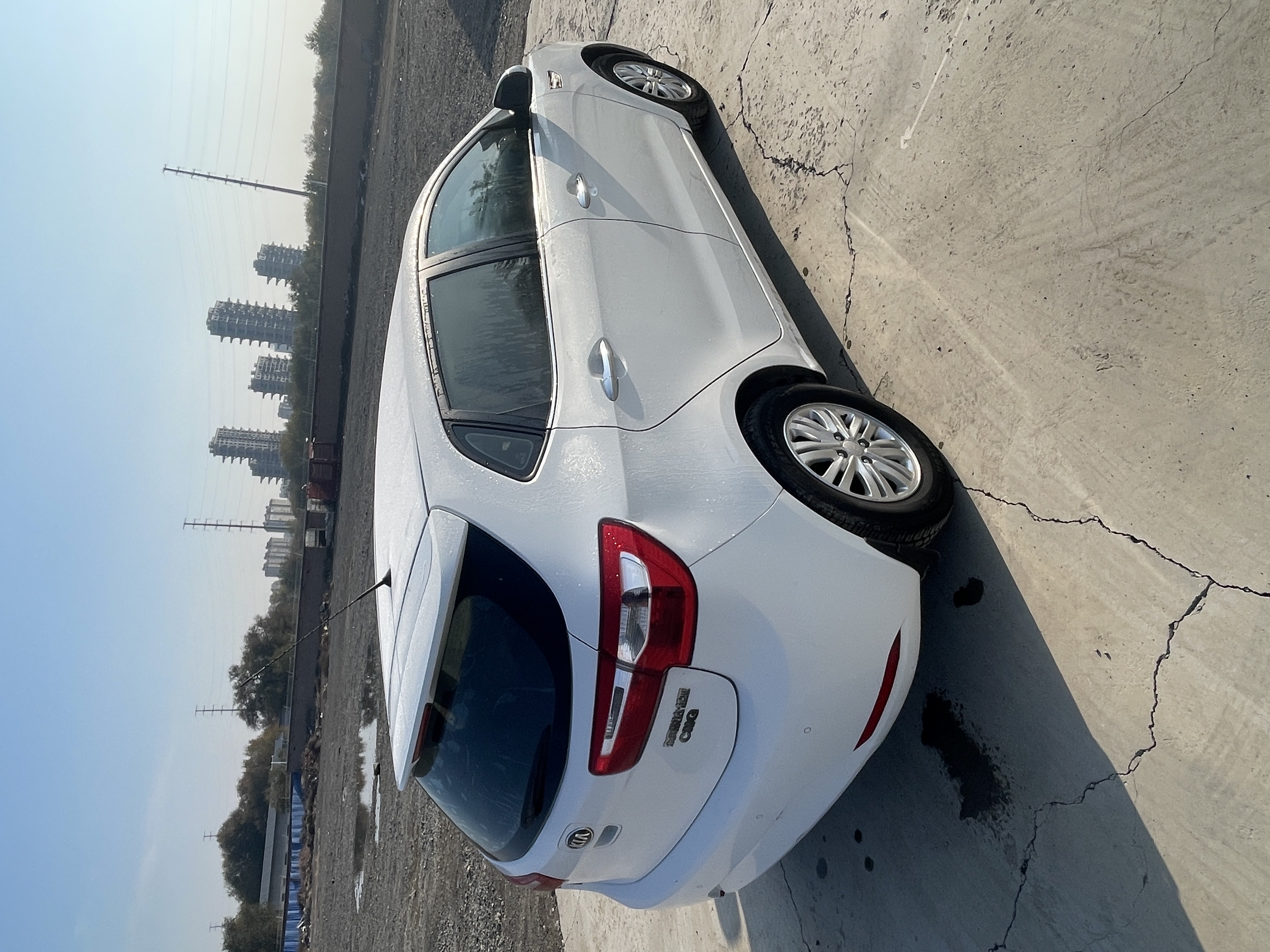 Kia K2 2013 image de voiture #4