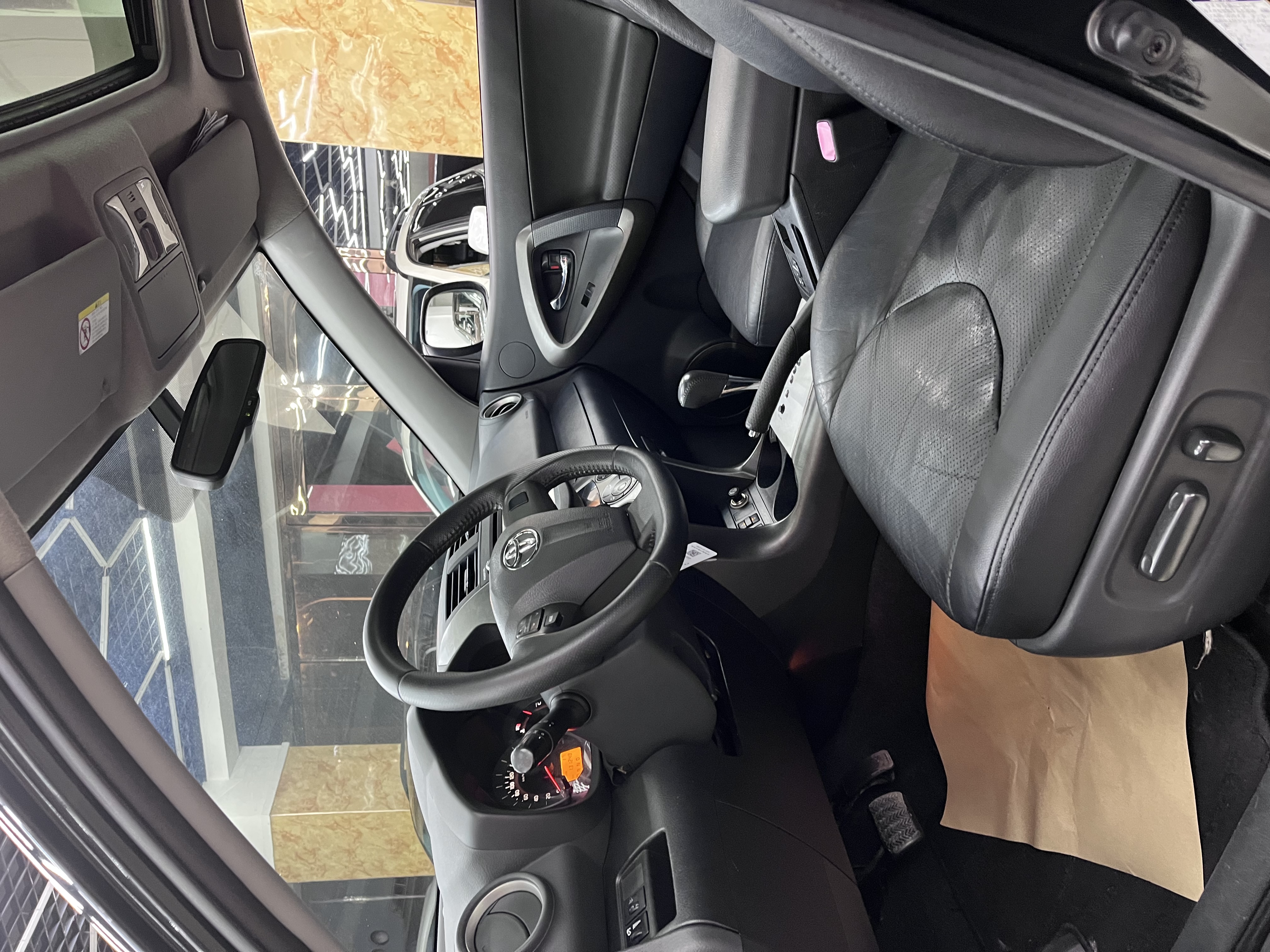 Toyota RAV4 2013 car image #4