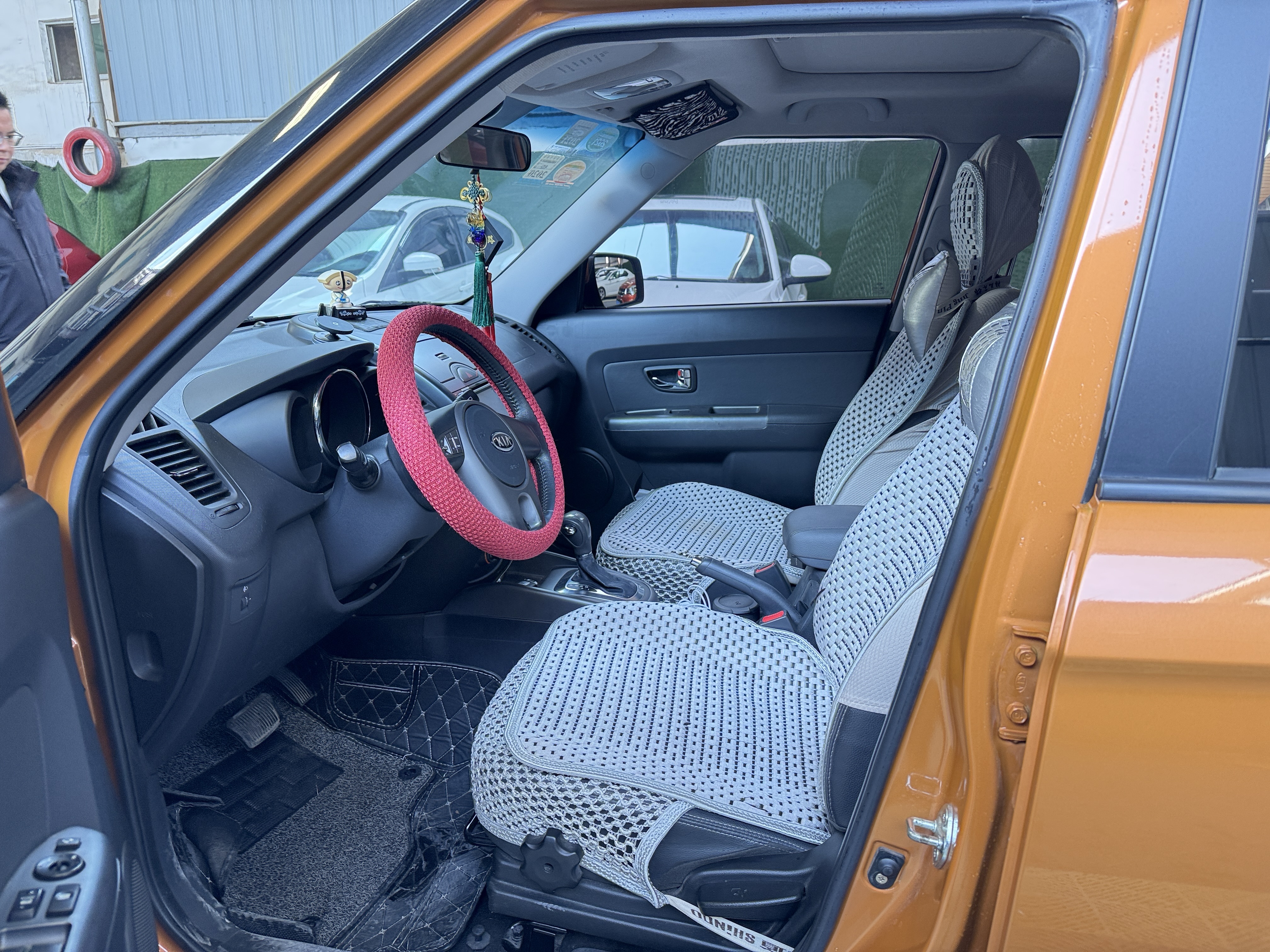 起亚 秀尔 2013 汽车图片 #4