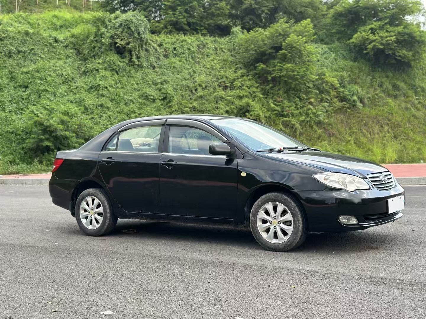 BYD L3 2013 car image #4