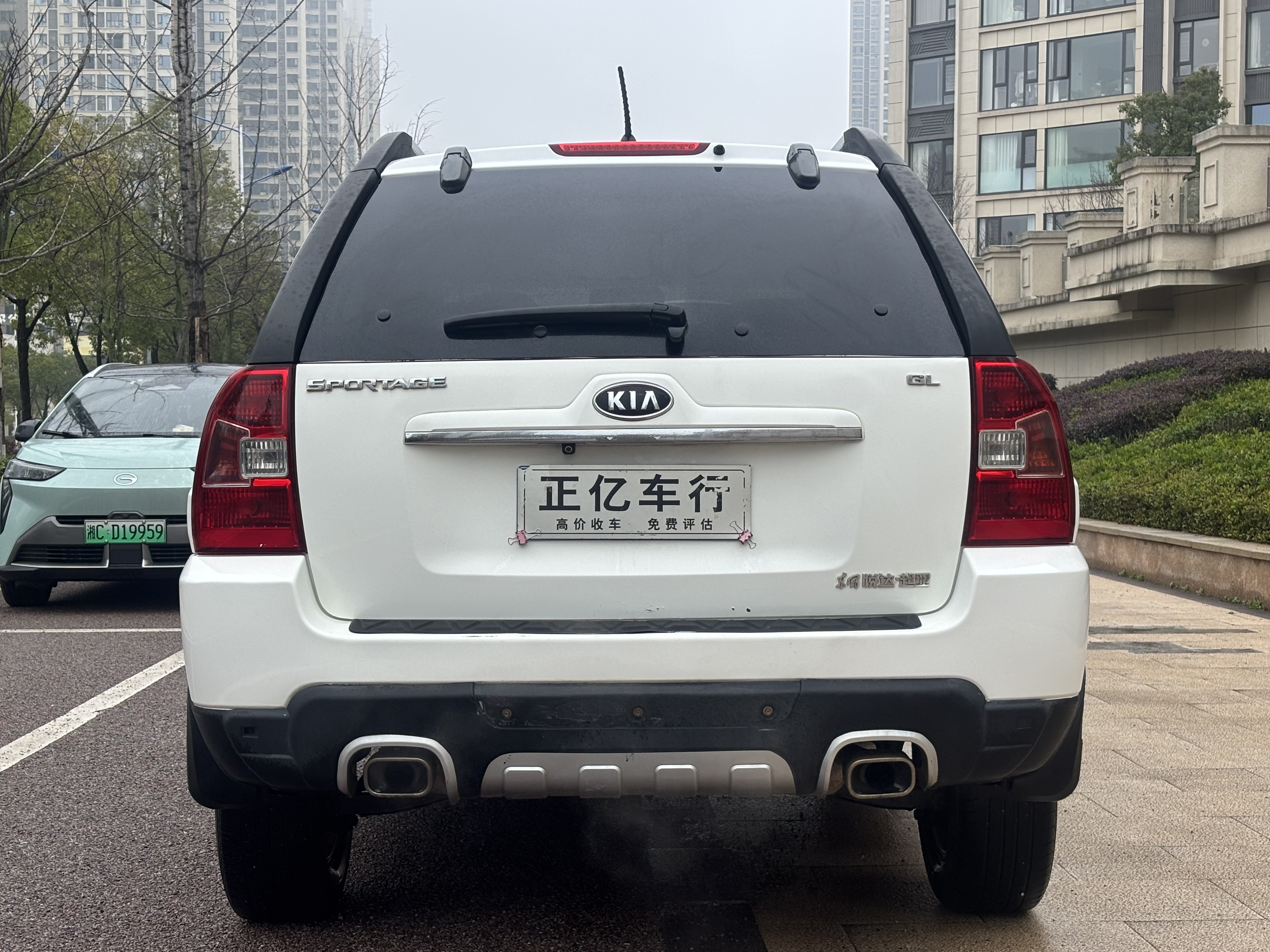 起亚 狮跑 2012 汽车图片 #4