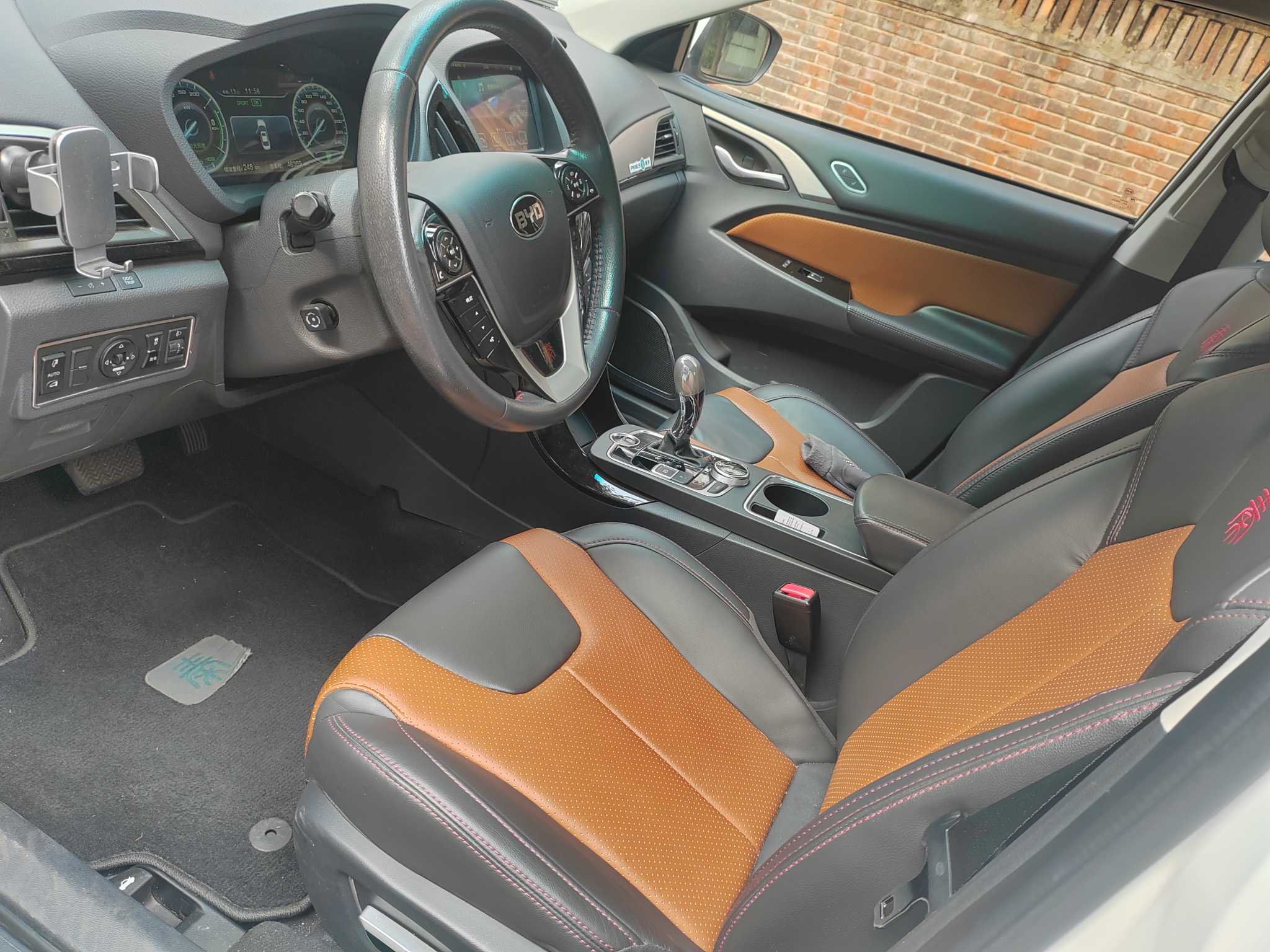 BYD Qin New Energy 2016 car image #4