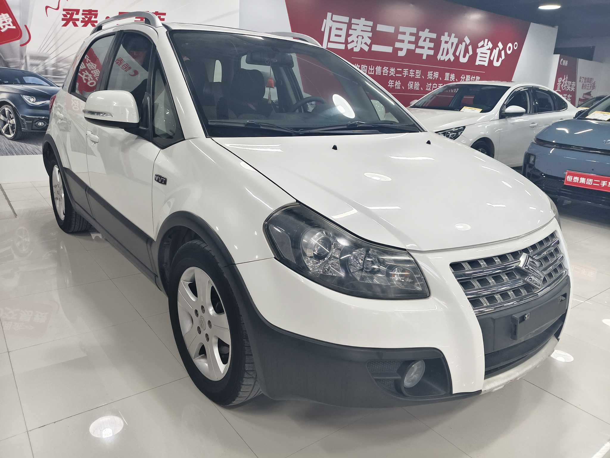 Suzuki SX4 Sedan 2013 imagem de carro #4