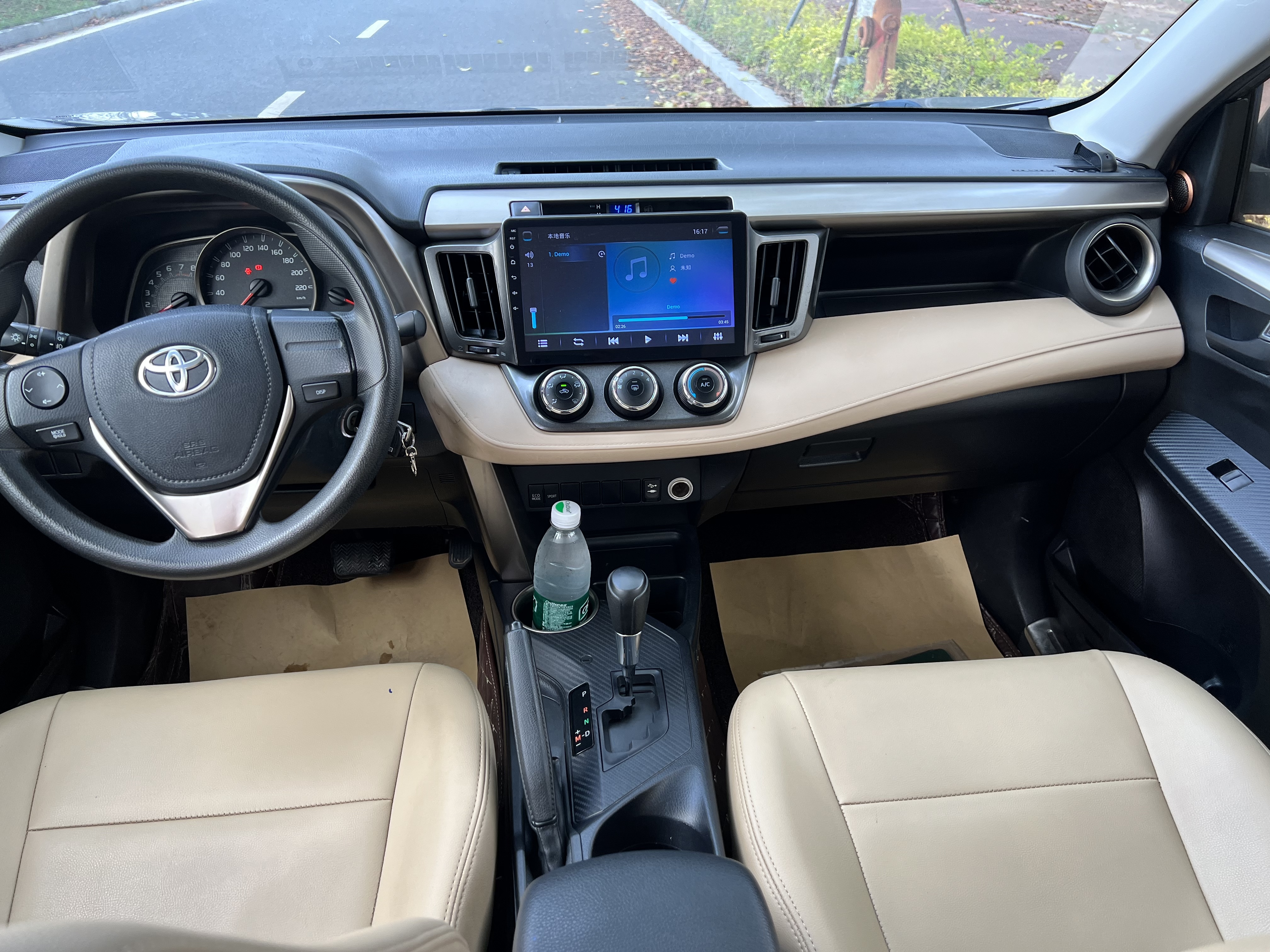 Toyota RAV4 2014 car image #4