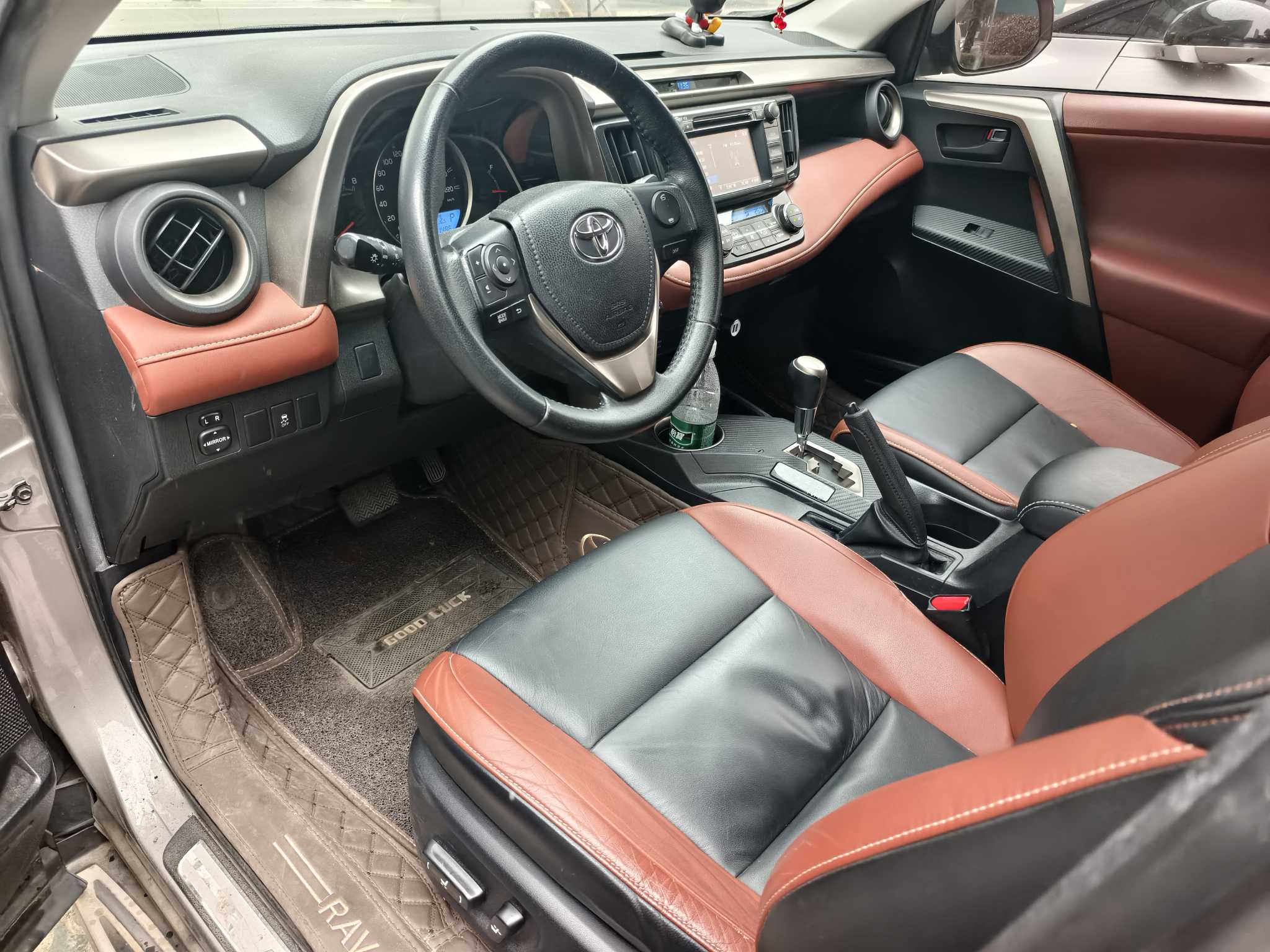 Toyota RAV4 2014 #4 Toyota RAV4 2014 car image #4