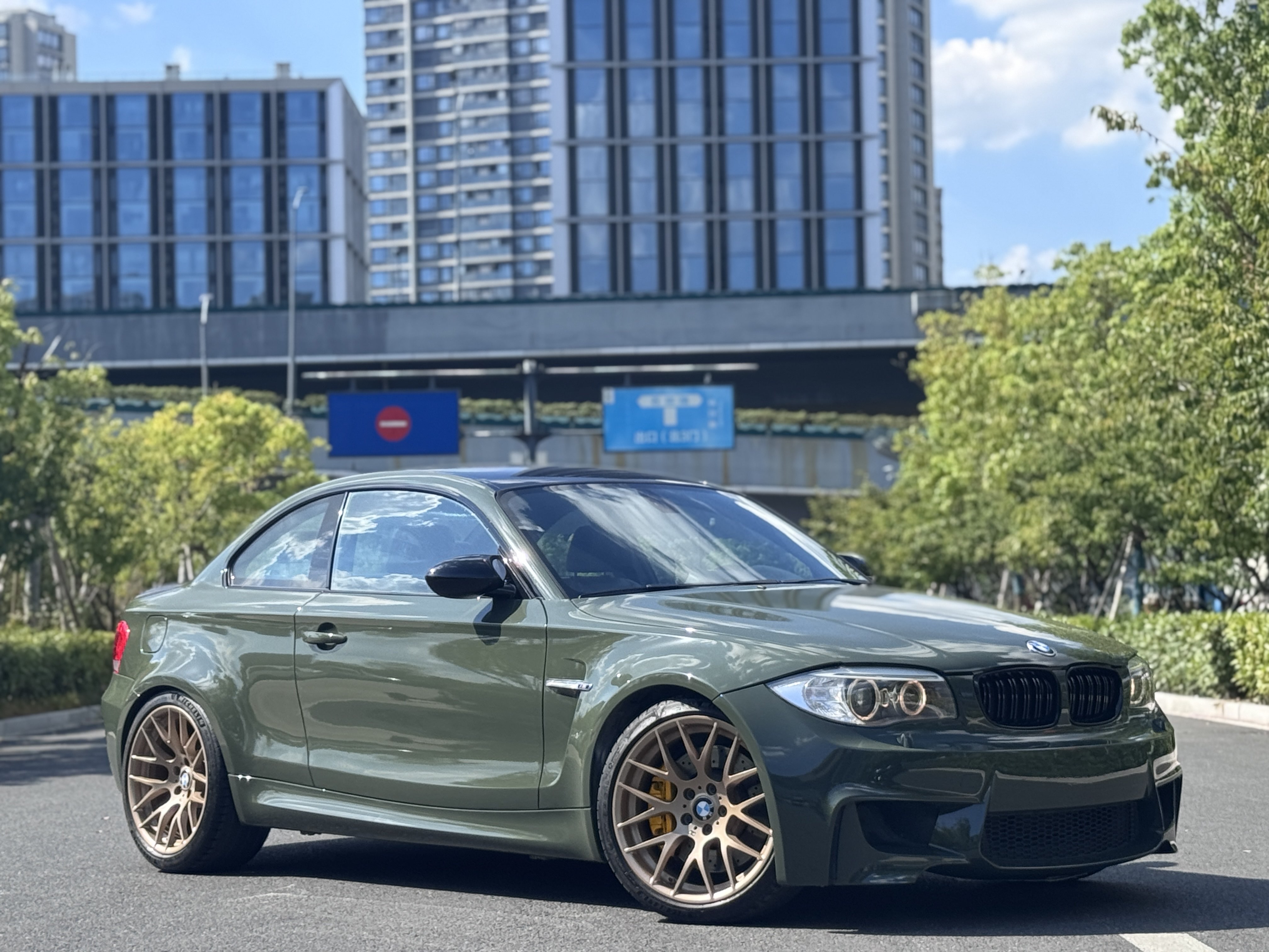 BMW 1 Series M 2012 #4 BMW 1 Series M 2012 car image #4