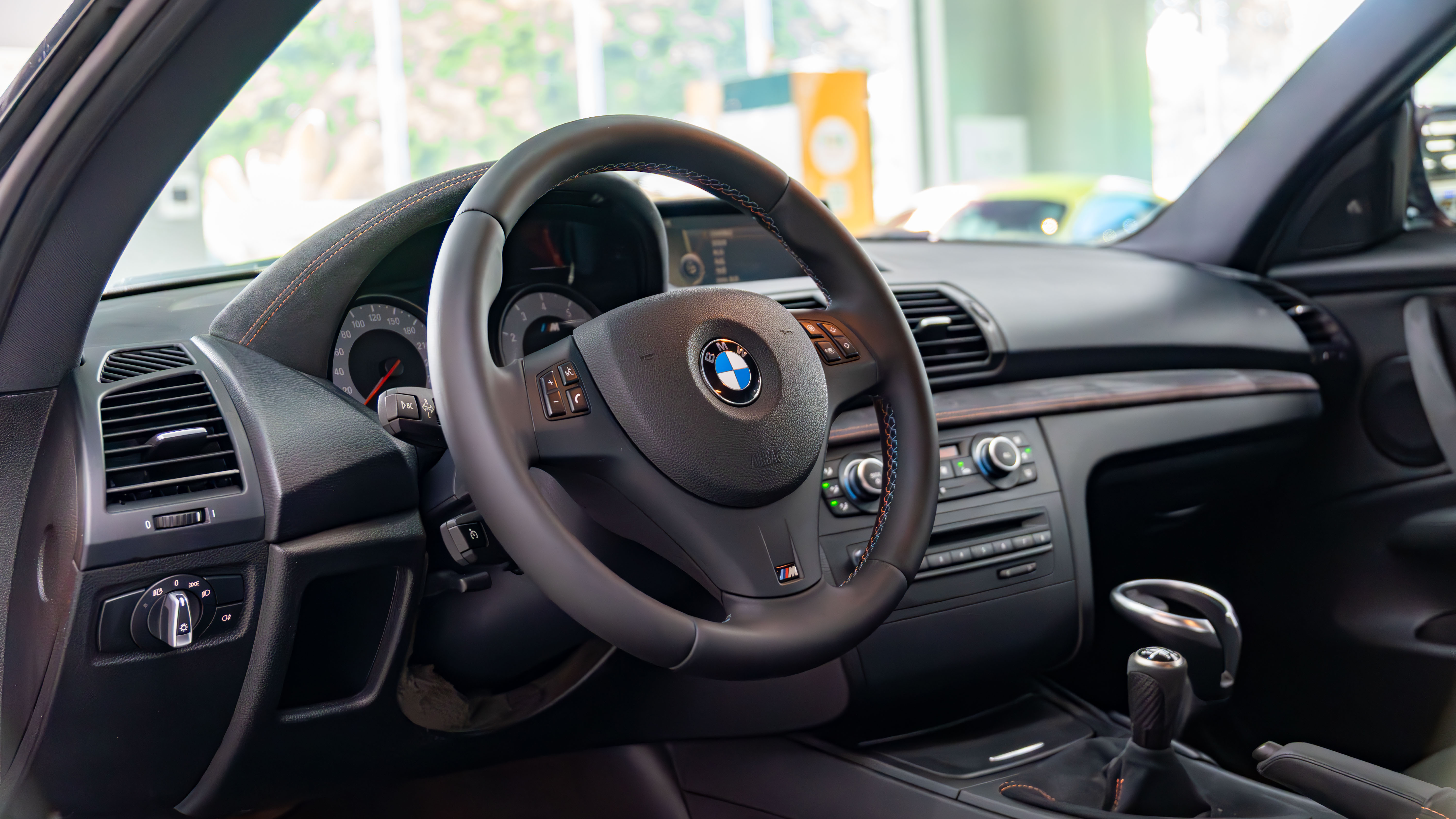 BMW 1 Series M 2013 car image #4