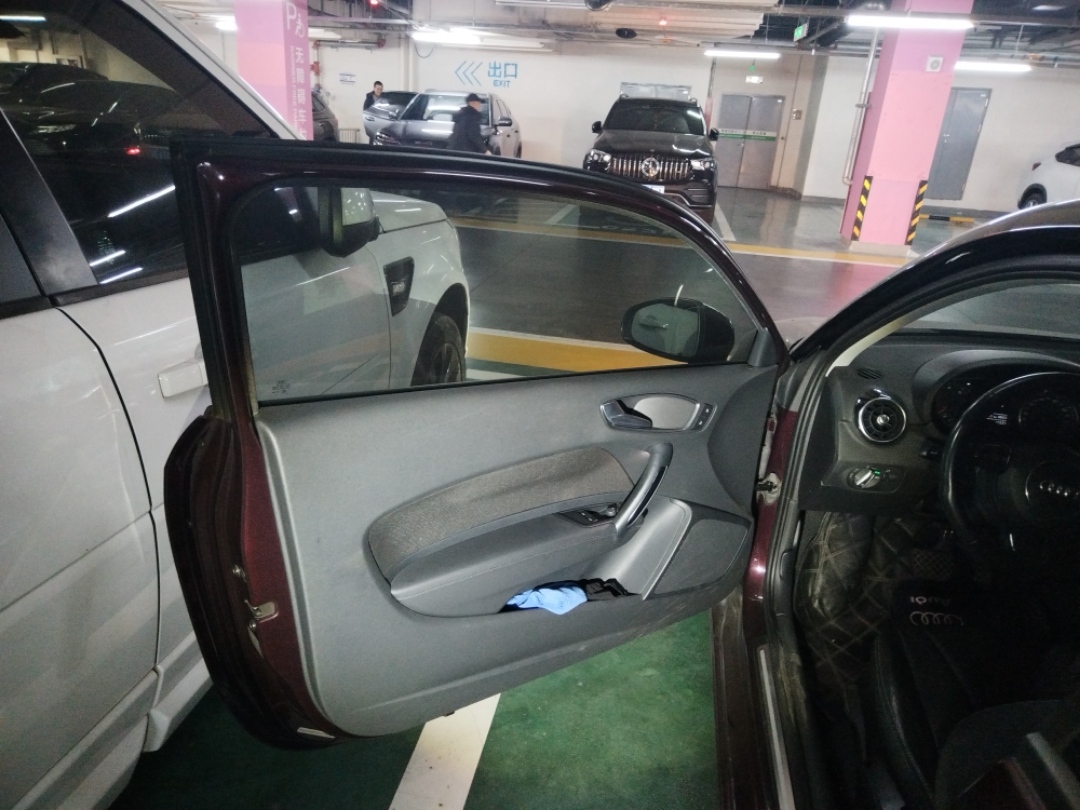 Audi A1 2015 car image #4