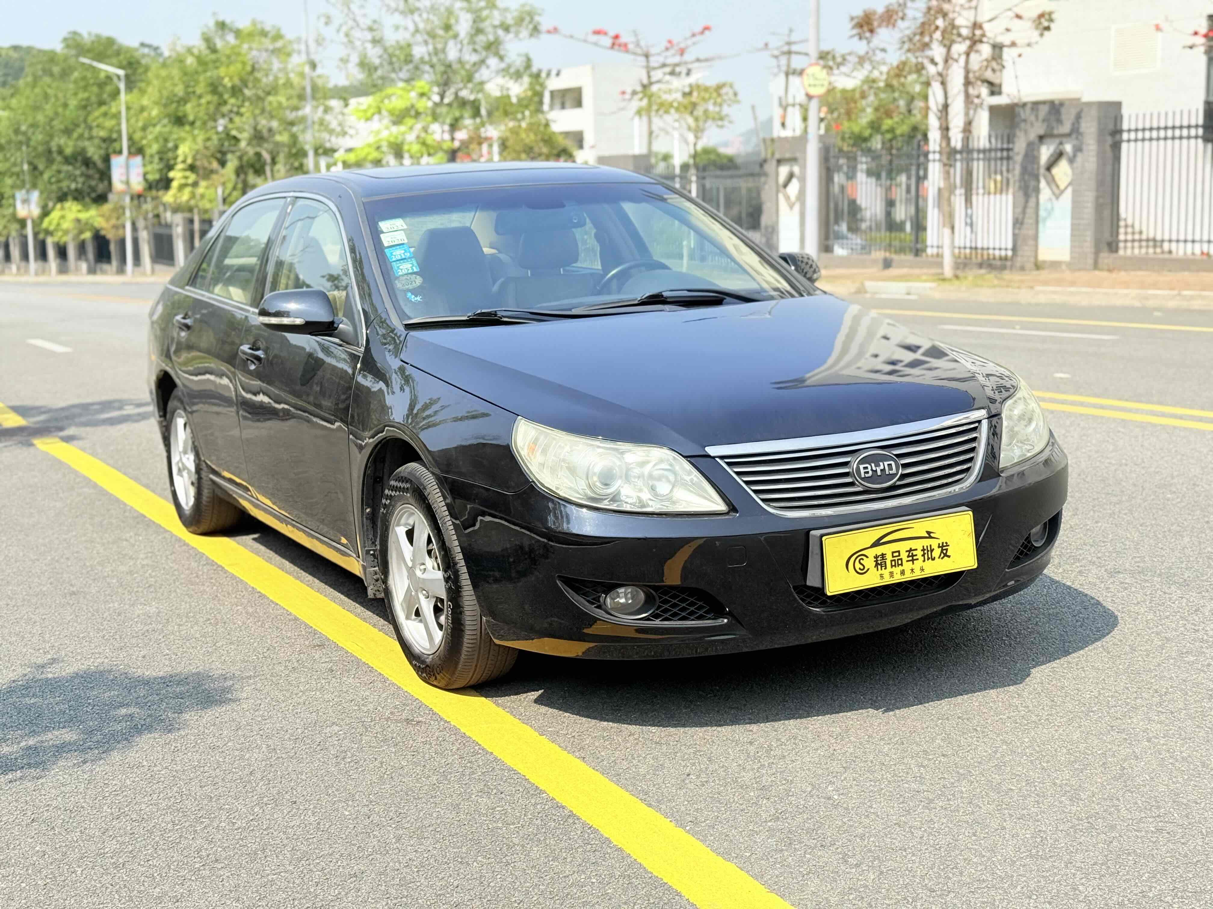 BYD F6 2010 car image #4