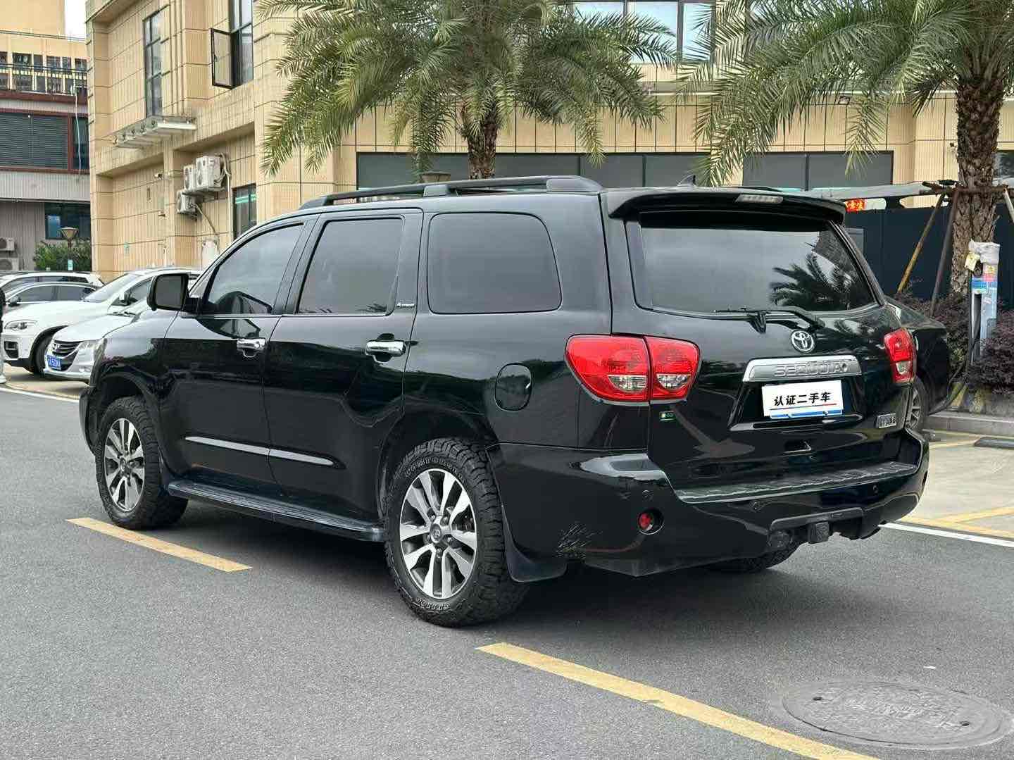 丰田 红杉 2011 #4 丰田 红杉 2011 汽车图片 #4