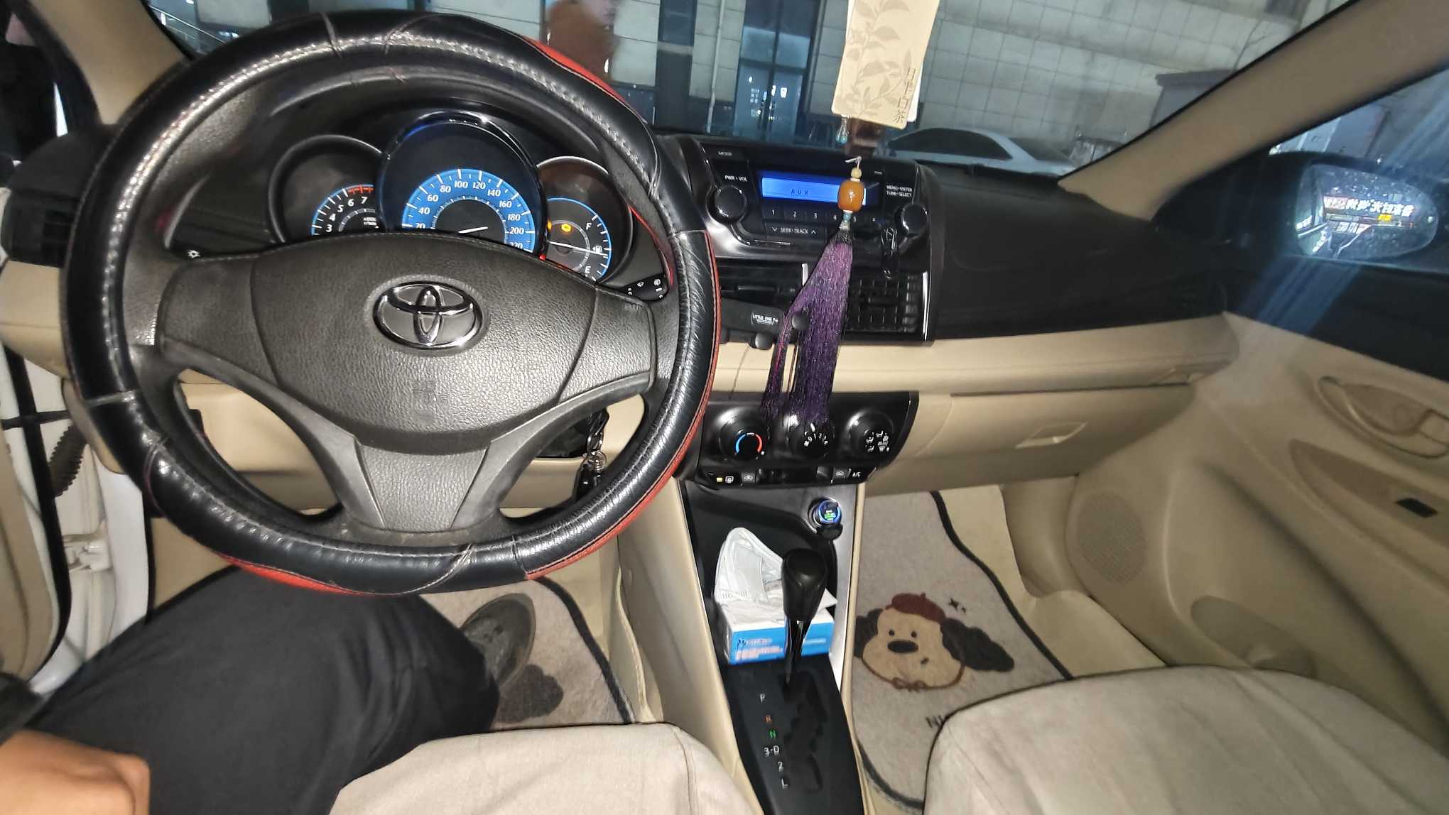Yaris L Zhixuan 2014 #4 Yaris L Zhixuan 2014 car image #4