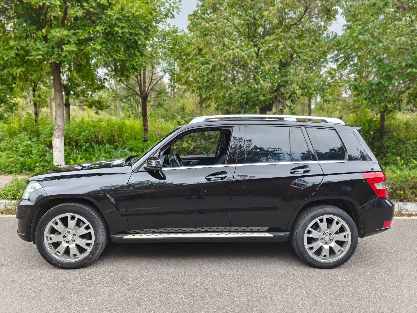 Mercedes-Benz GLK Class (Imported) 2011 #4 Mercedes-Benz GLK Class (Imported) 2011 car image #4