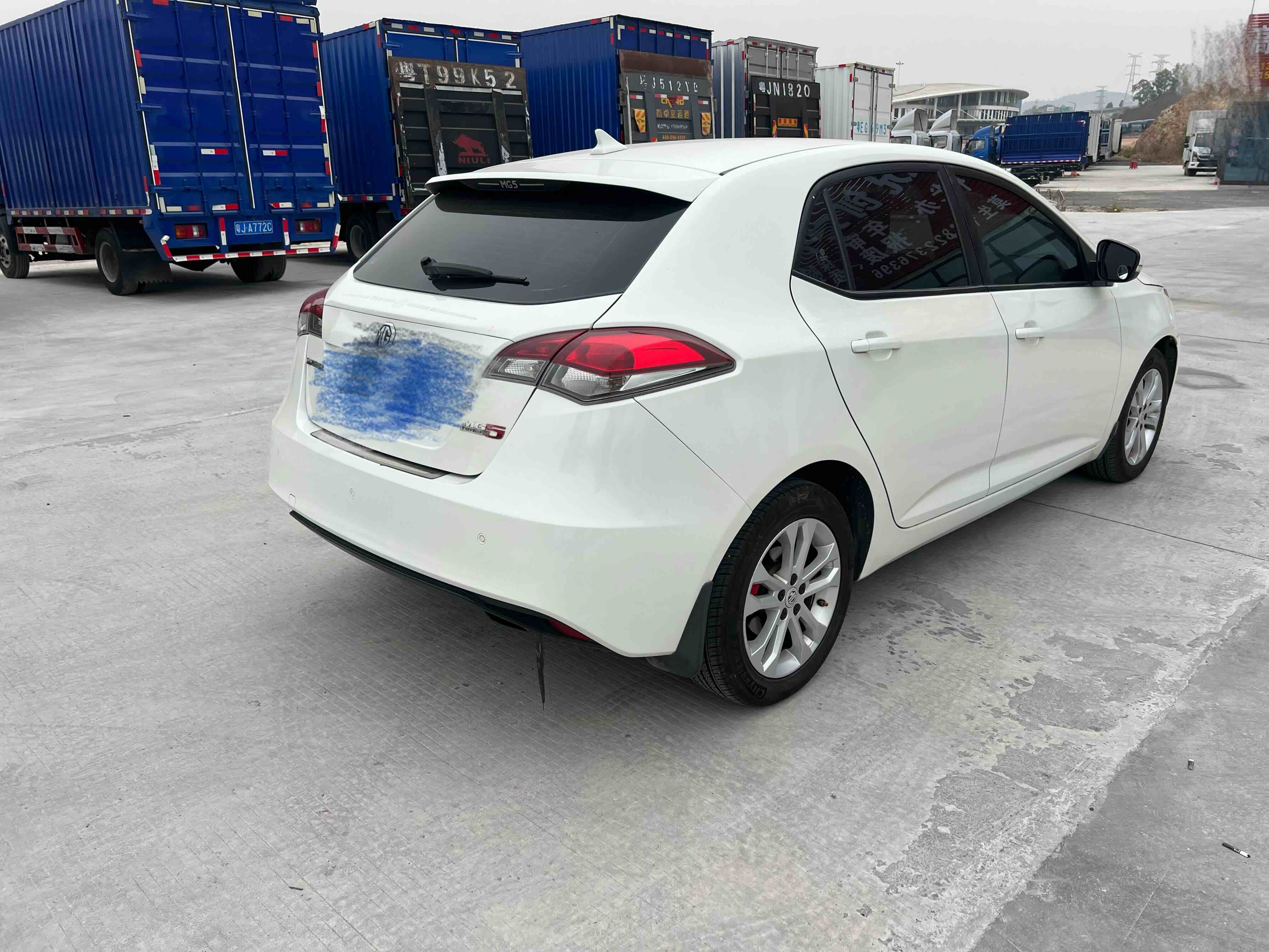 MG 5 2014 car image #4