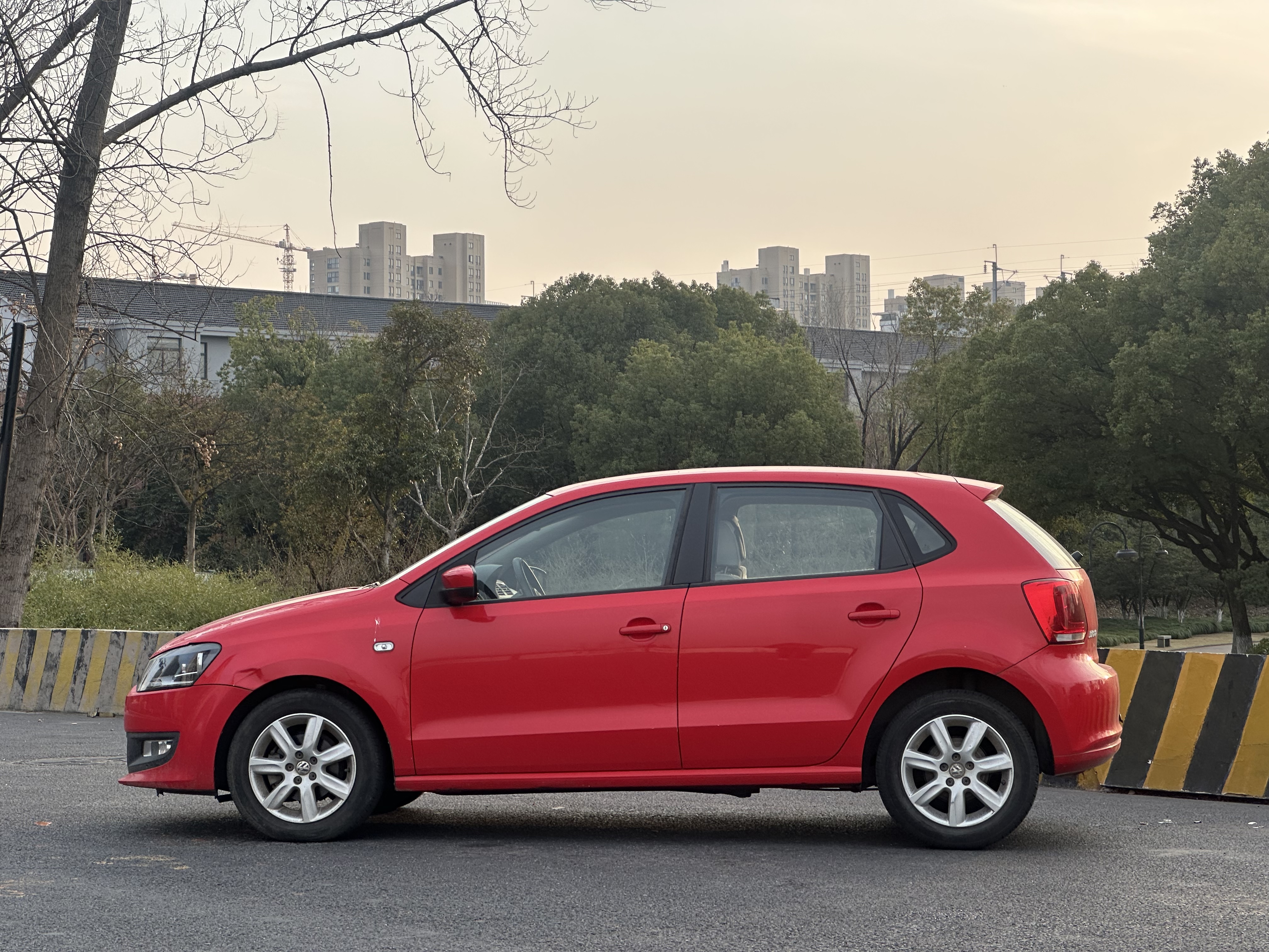 Polo 2014 car image #4