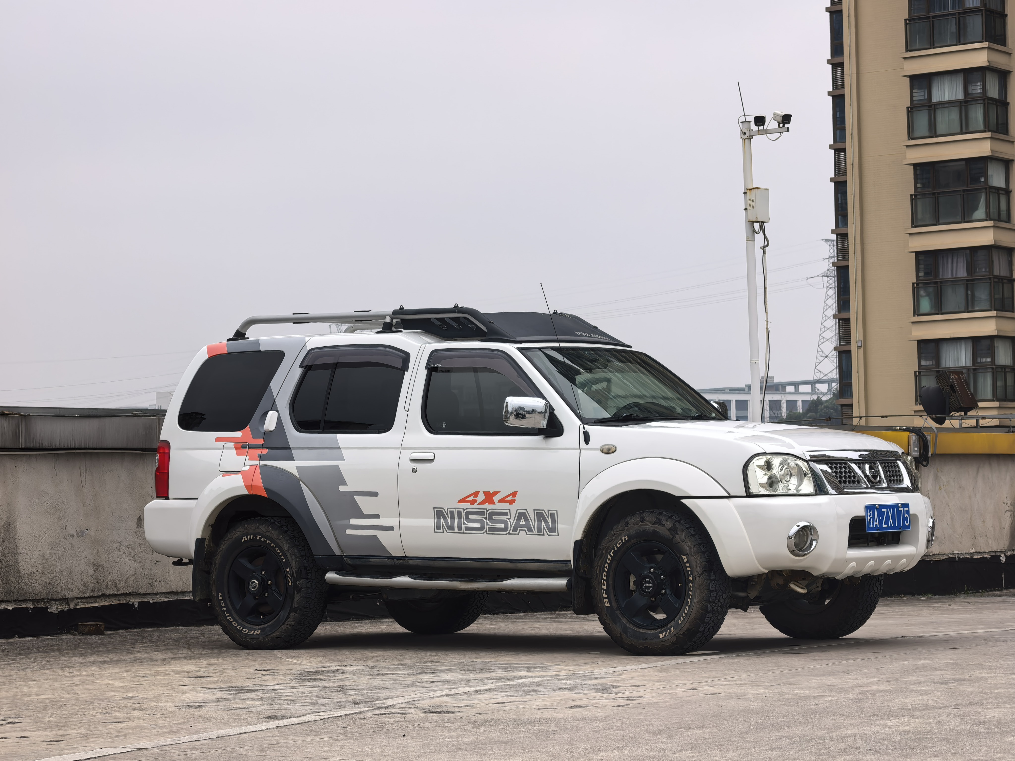 日产 日产帕拉丁 2013 汽车图片 #4