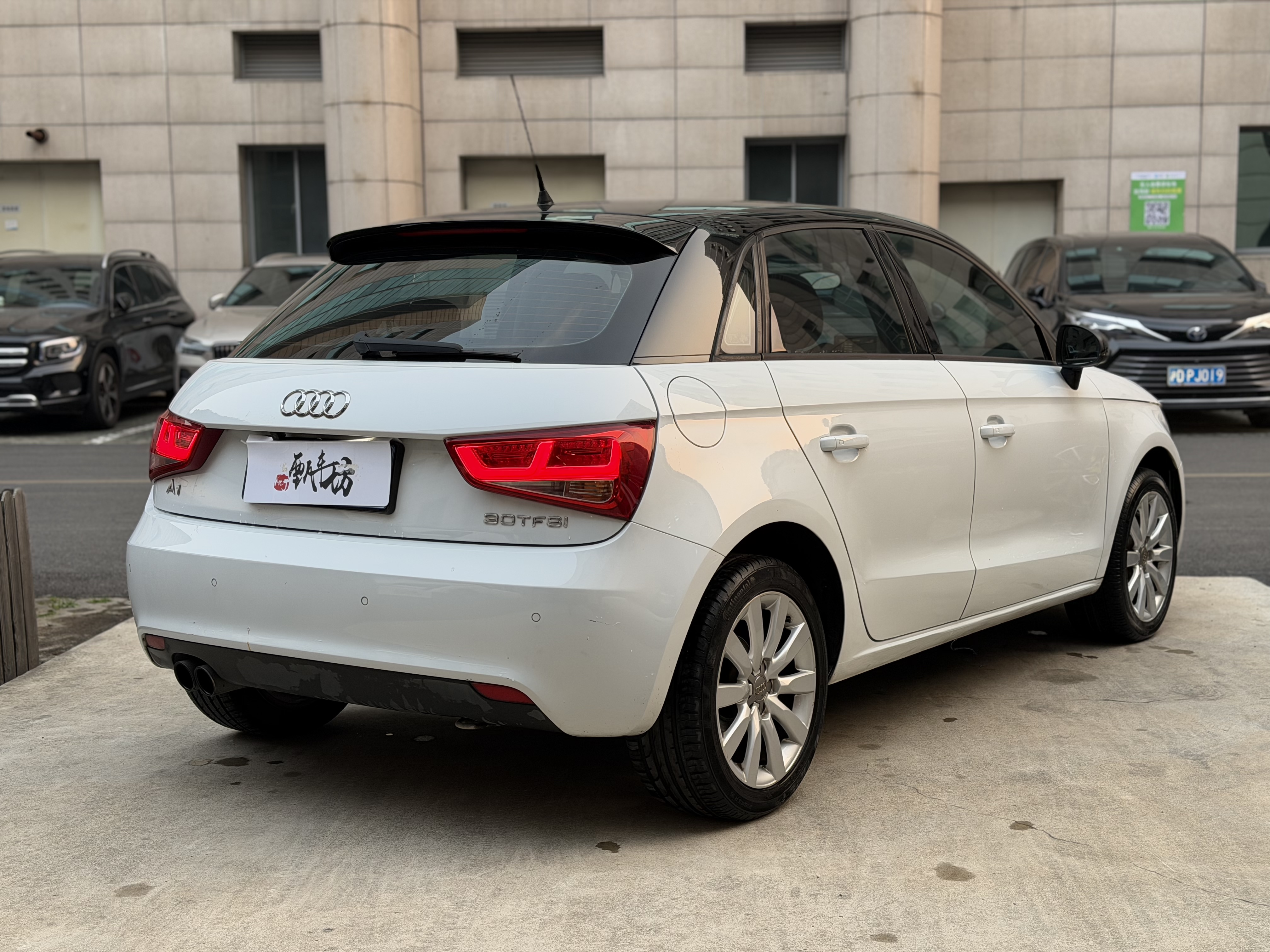 Audi A1 2014 car image #4
