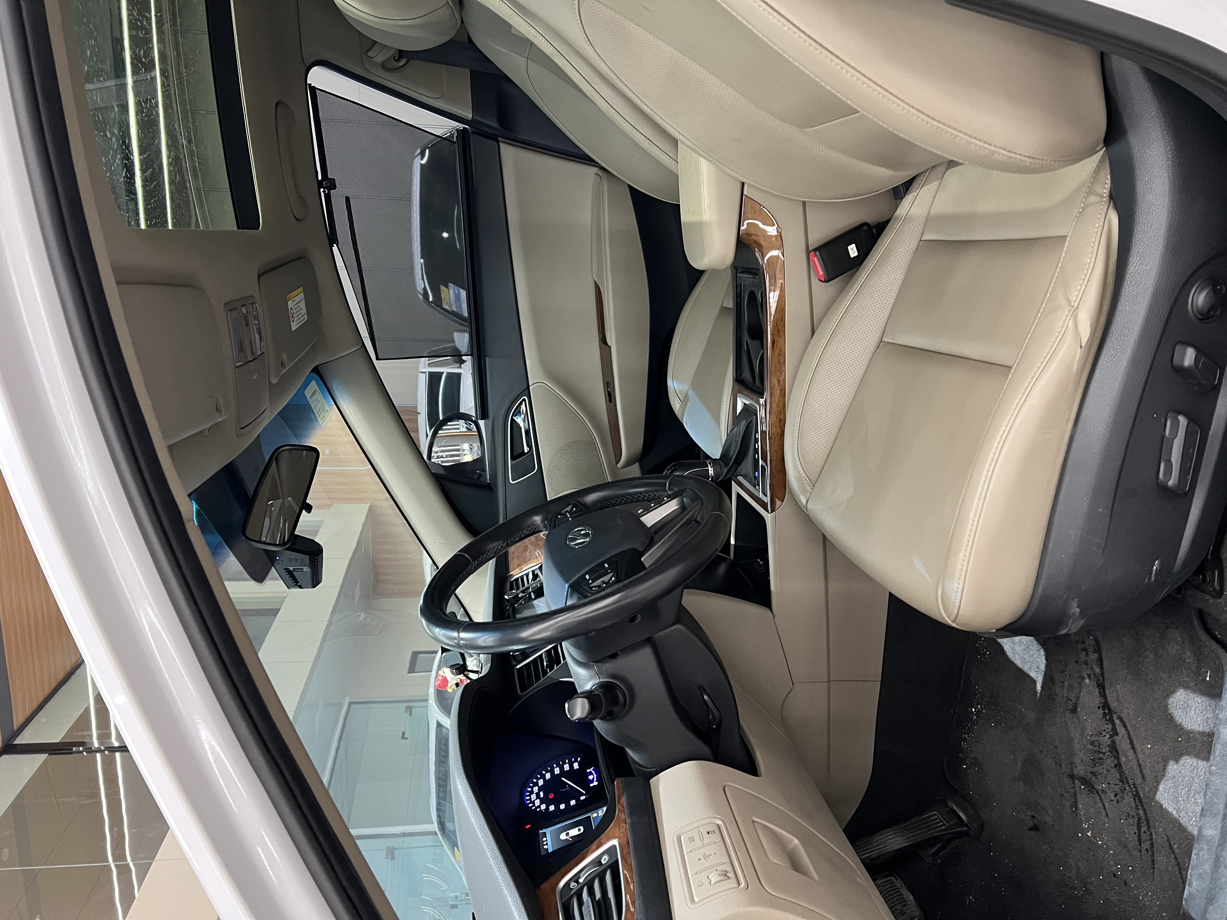 Hyundai Mistra 2015 car image #4