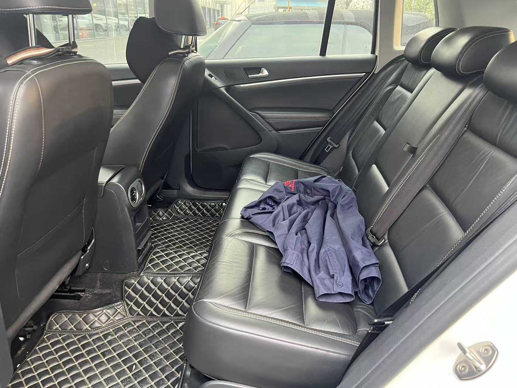 Volkswagen Tiguan 2019 car image #4