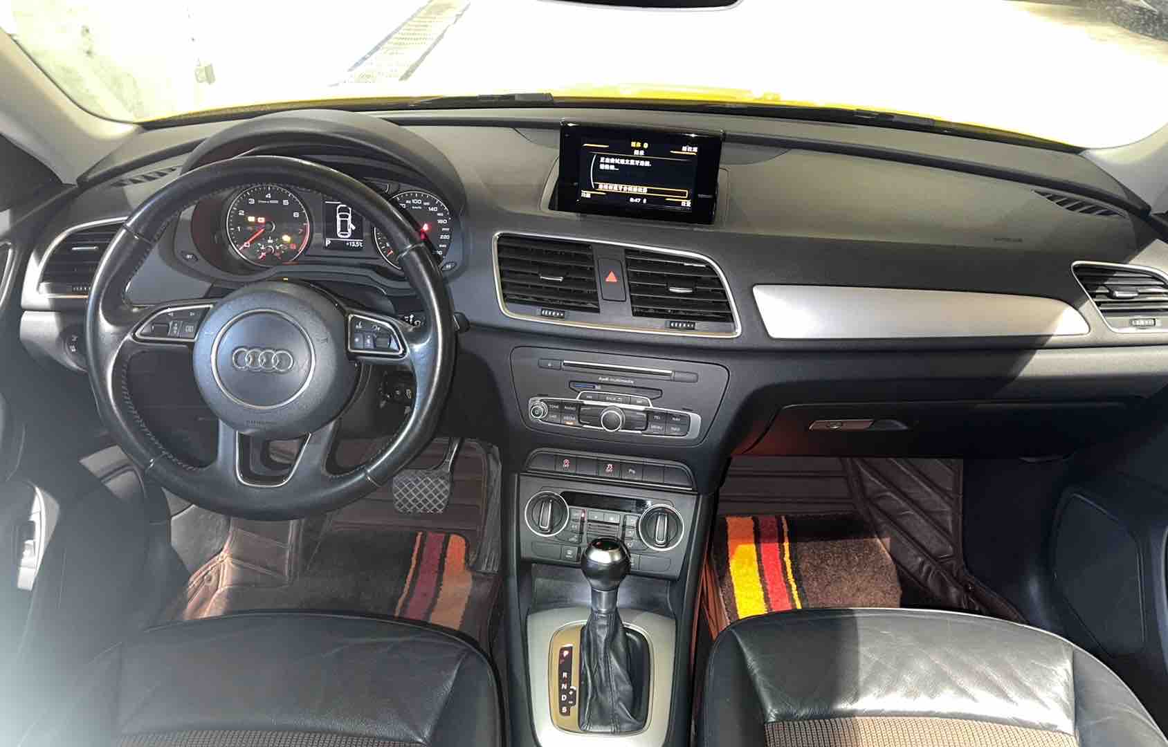 Audi Q3 2016 car image #4