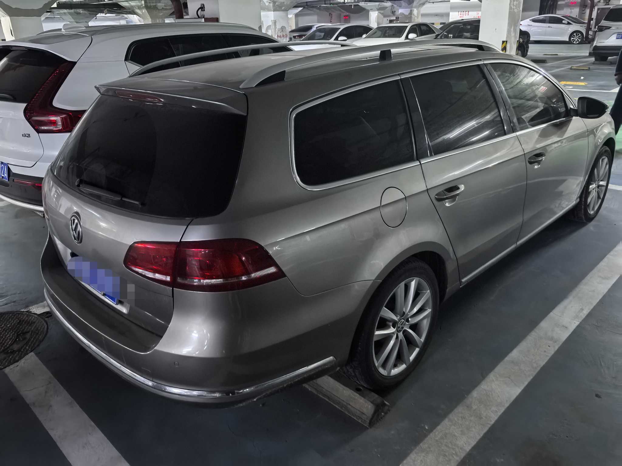 Volkswagen Magotan (Imported) 2012 car image #4